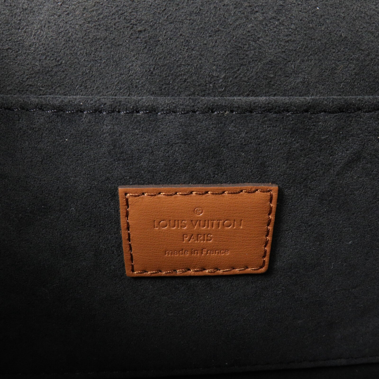 LOUIS VUITTON Monogram Reverse Dauphine MM肩背袋