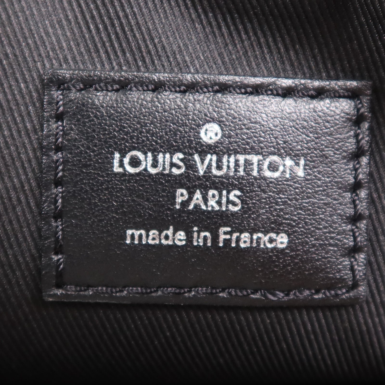 LOUIS VUITTON Damier Graphite Trio Messenger銀扣肩背袋