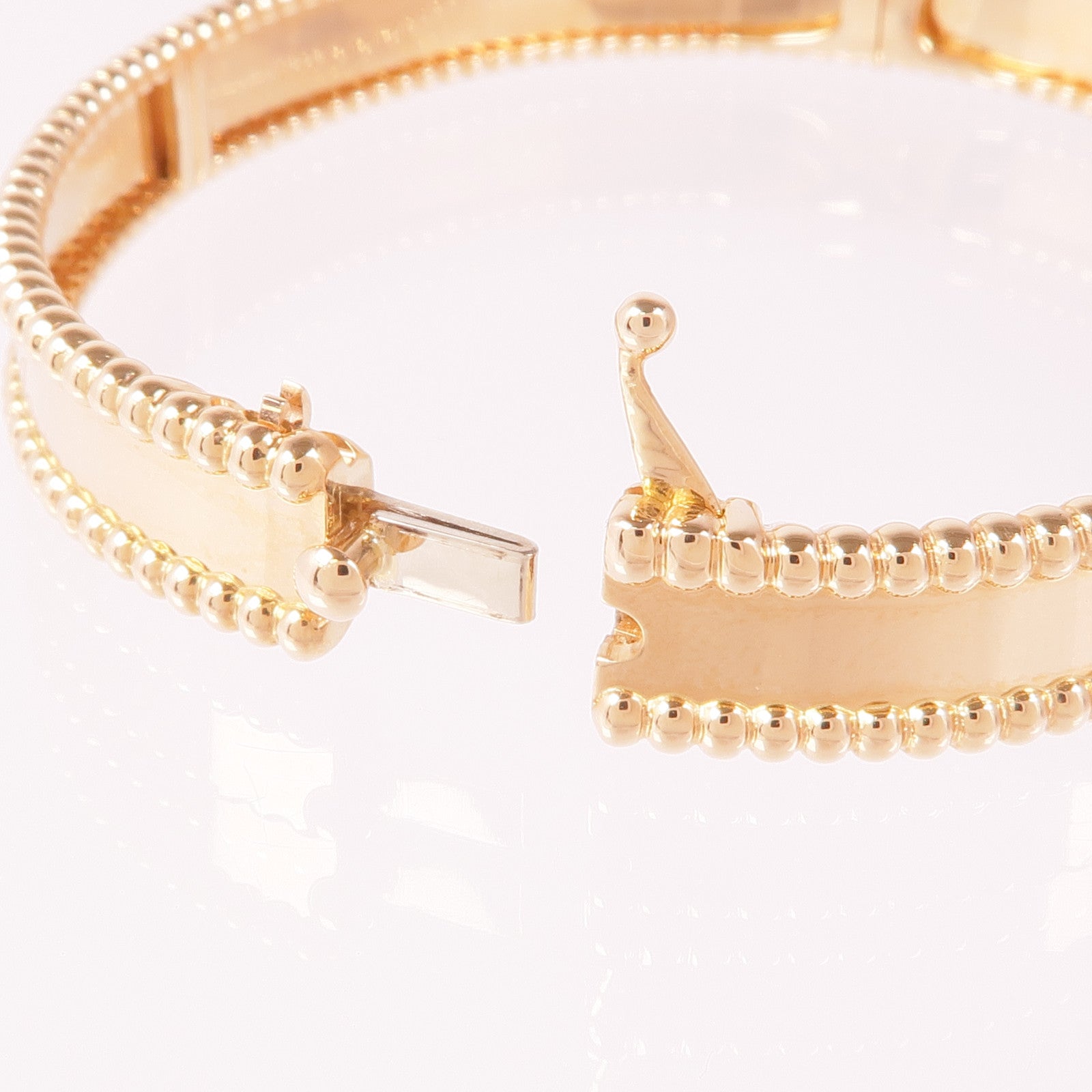 Van Cleef & Arpels 18K玫瑰金Perlee Signature手鐲