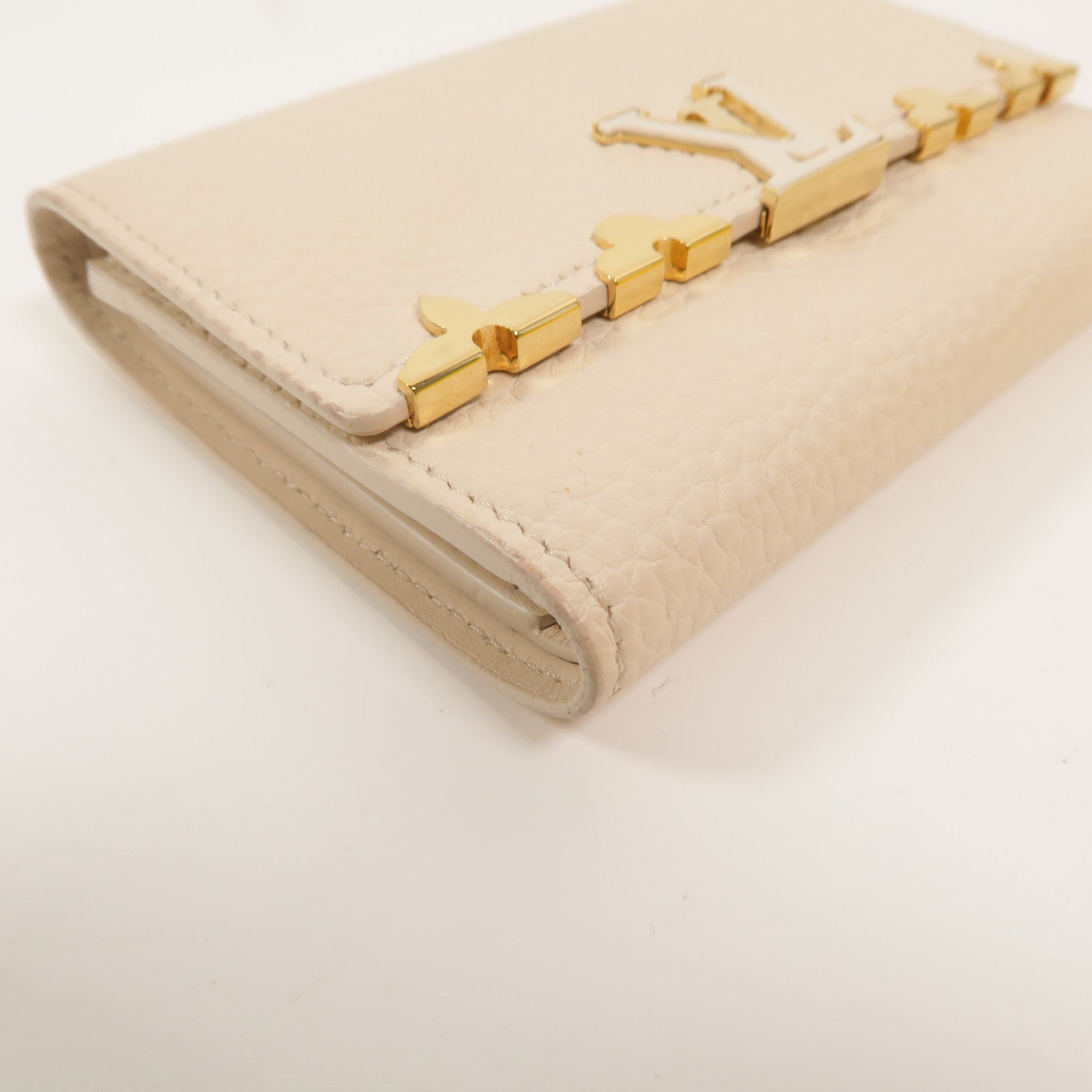 LOUIS VUITTON Taurillon皮革Capucines錢包