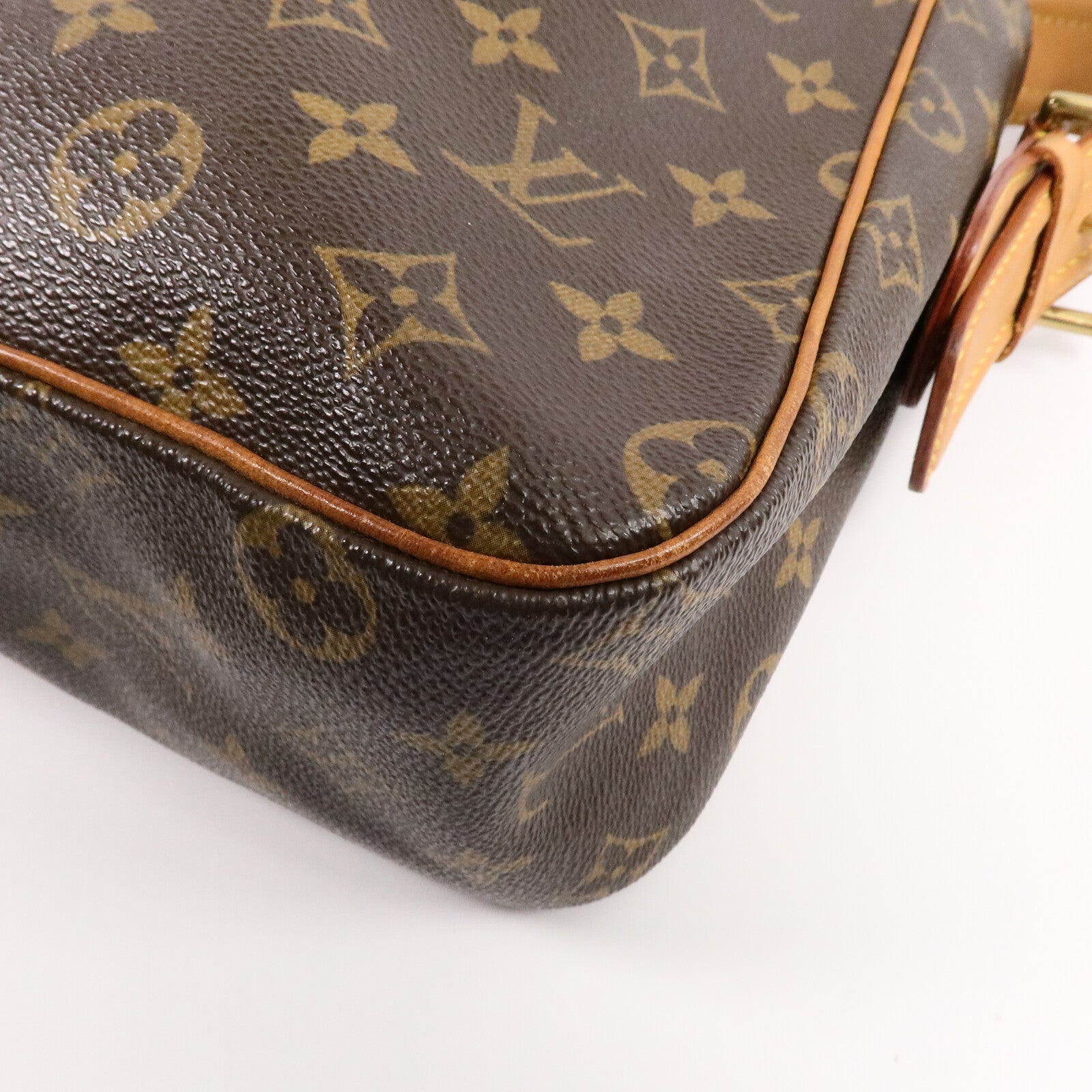 LOUIS VUITTON Monogram Viva Cite GM肩背袋