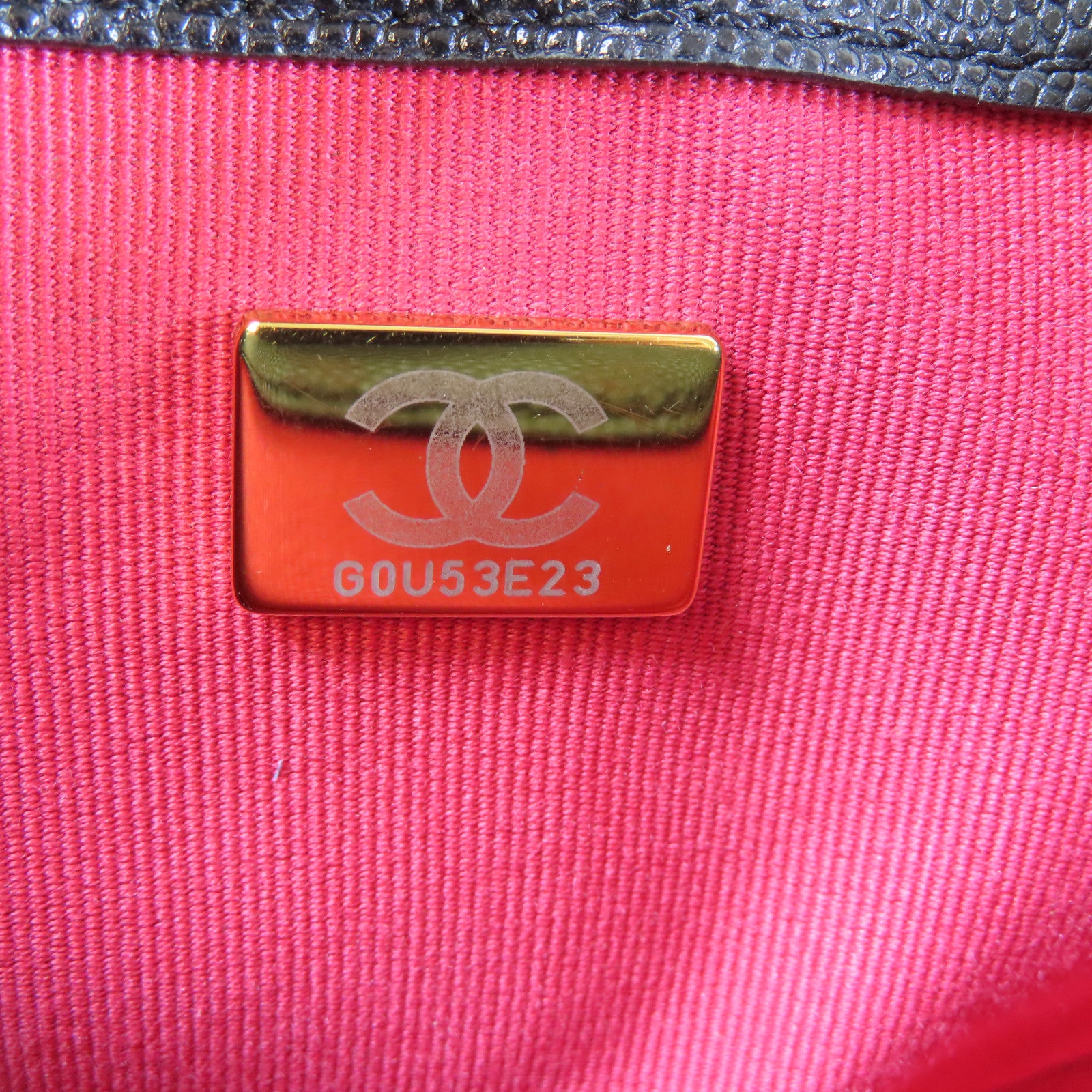 CHANEL 菱格Caviar皮革Chain Flap Bag金扣鏈帶肩背袋黑色