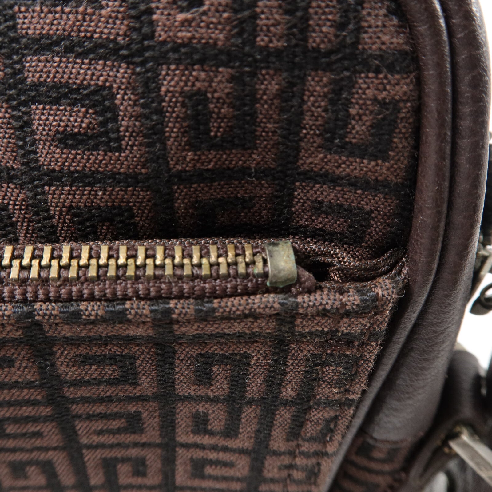 GIVENCHY 帆布Shoulder Bag肩背袋