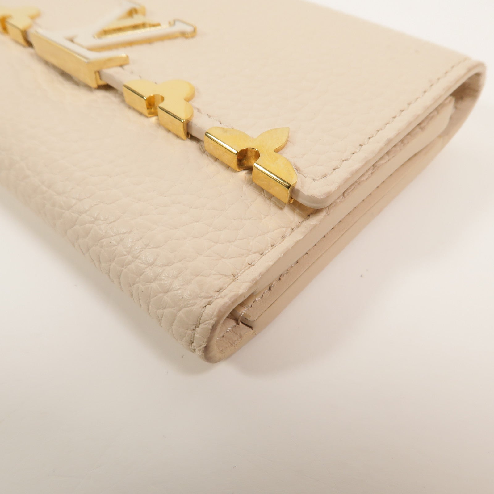 LOUIS VUITTON Taurillon皮革Capucines錢包