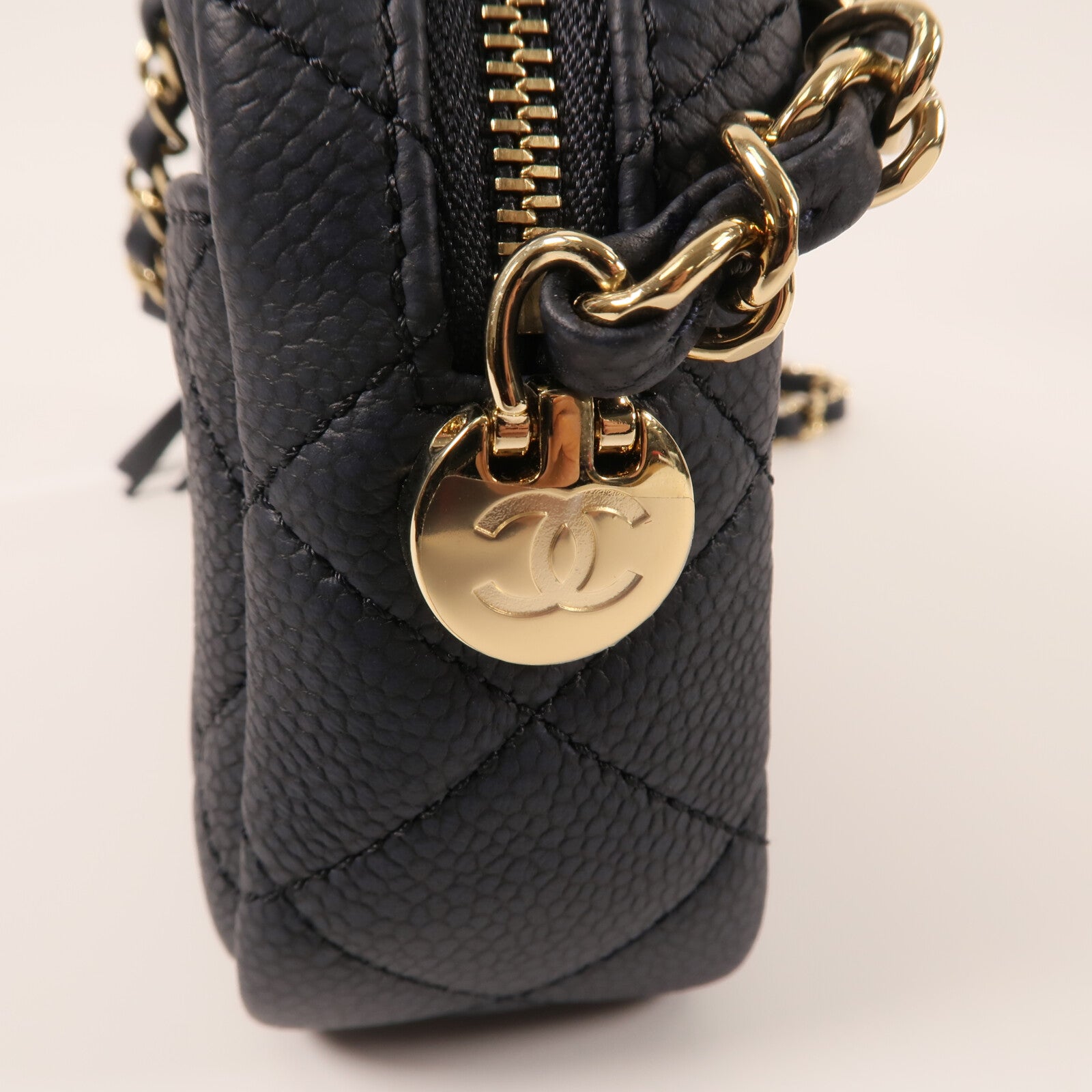 CHANEL 【激減優惠】牛皮皮革Chain Shoulder金扣鏈帶肩背袋