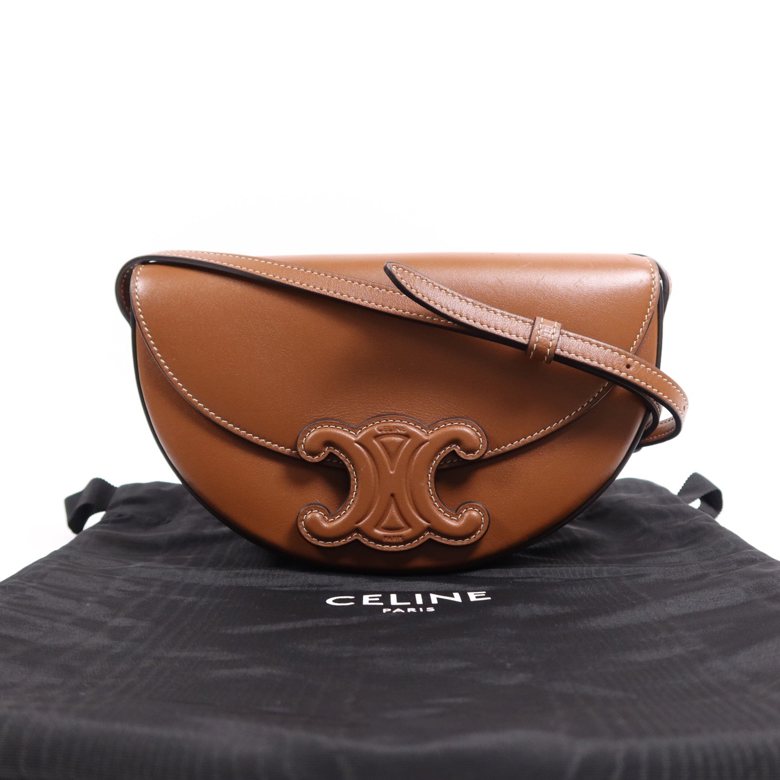 CELINE 牛皮皮革Besace Cuir金扣肩背袋