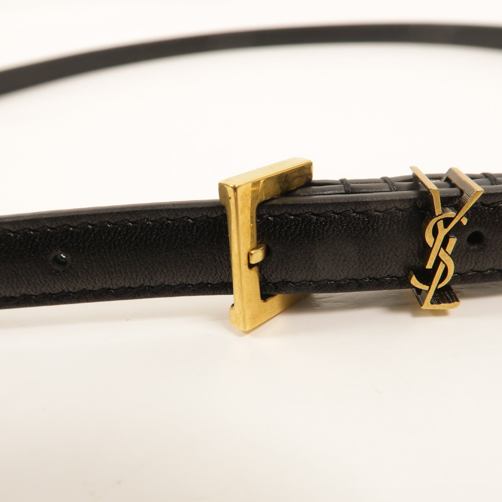 SAINT LAURENT 牛皮皮革Cassandre Extra Thin Belt皮帶