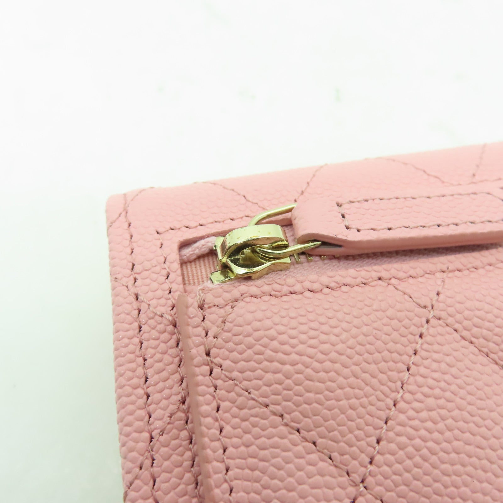 CHANEL Caviar皮革Wallet金扣錢包粉紅色