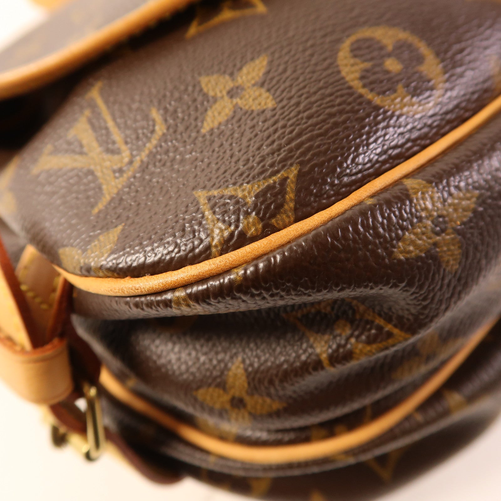 LOUIS VUITTON Monogram Saumur 30金扣肩背袋棕色