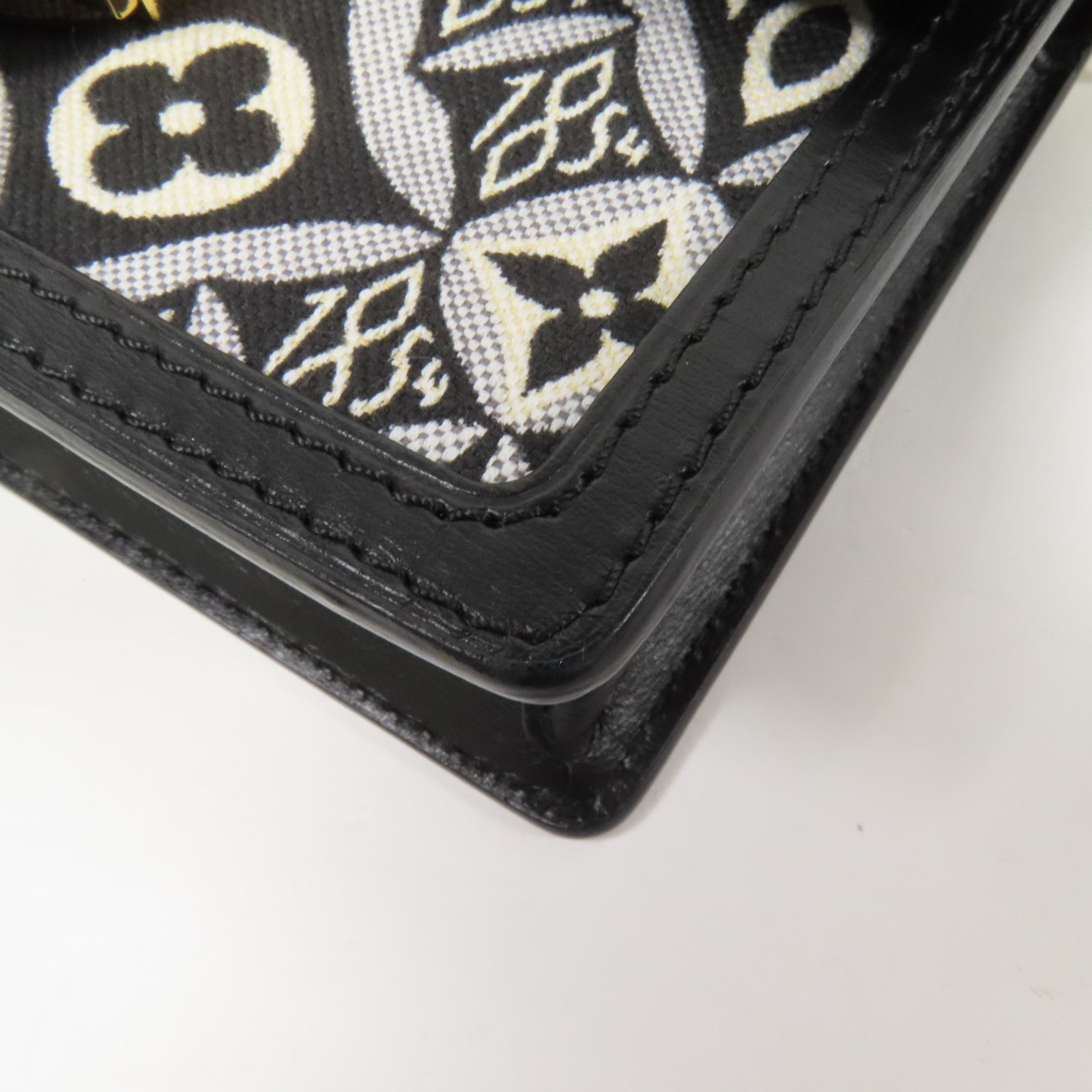 LOUIS VUITTON Monogram Jacquard Since 1854 Dauphine Chain Wallet金扣鏈帶肩背袋