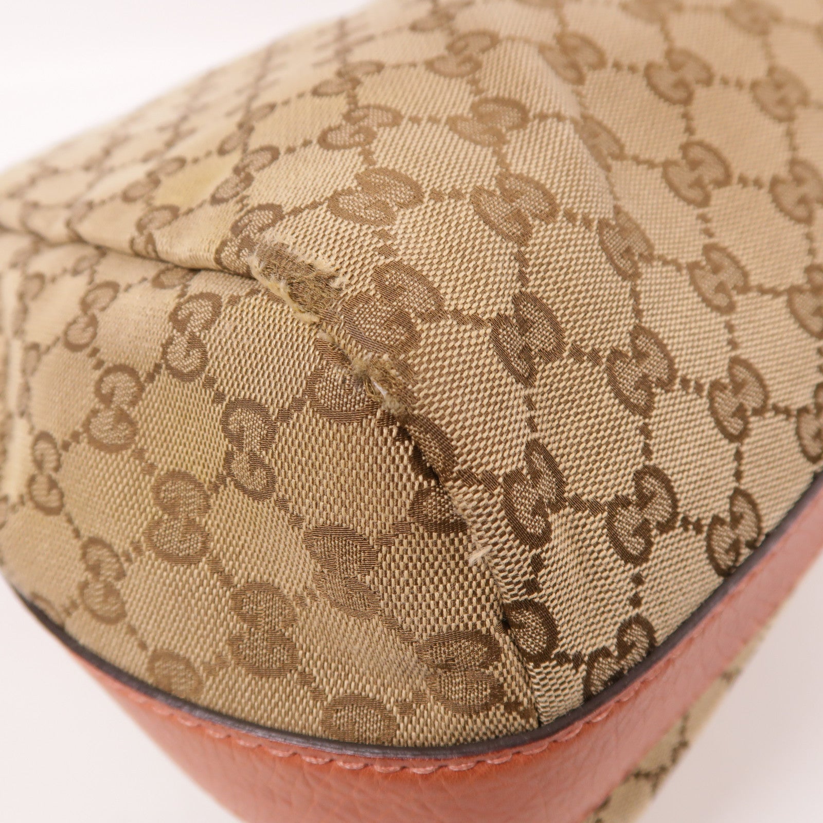 GUCCI 帆布Shoulder Bag銀扣肩背袋