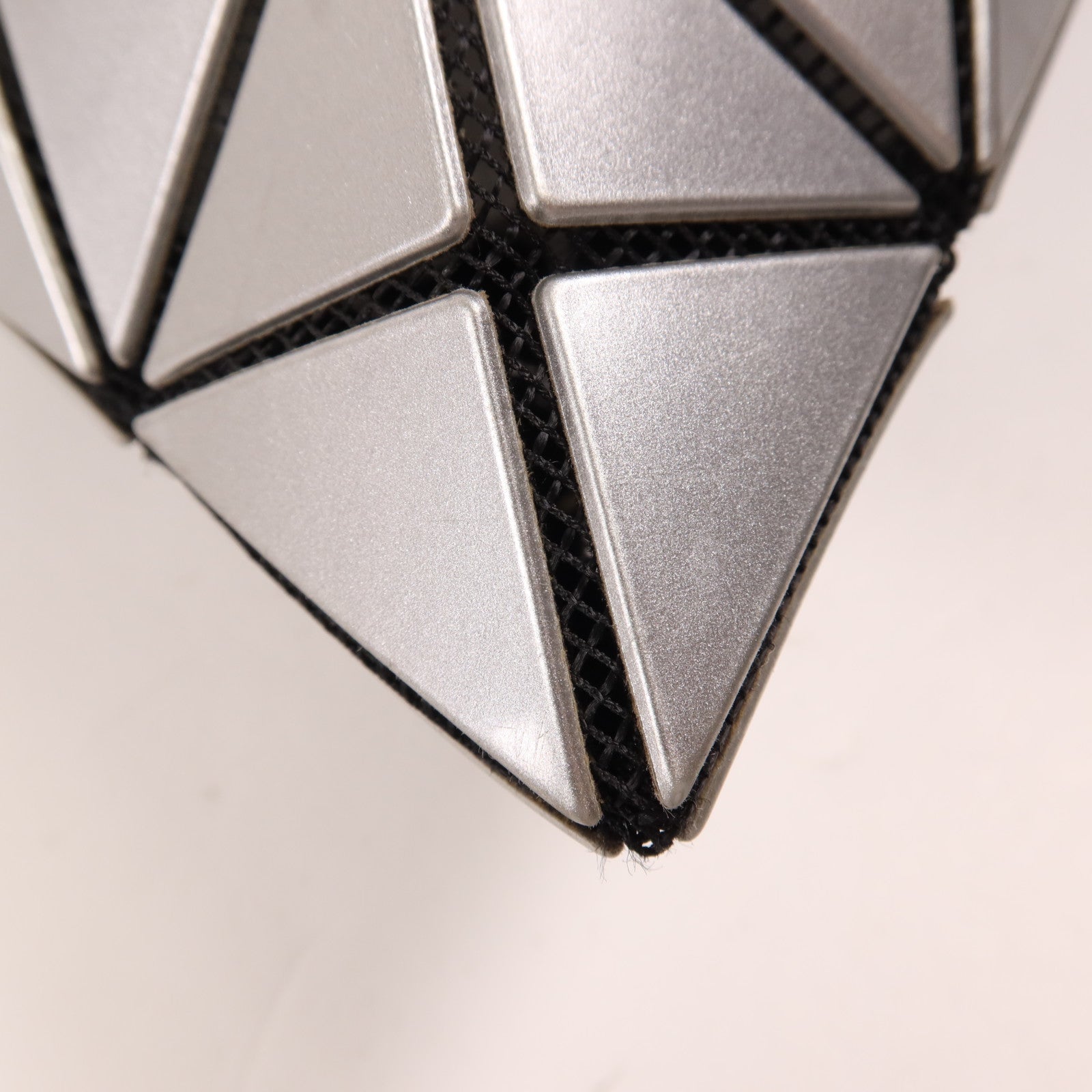 BAO BAO ISSEYMIYAKE PVC Shoulder Bag銀扣肩背袋