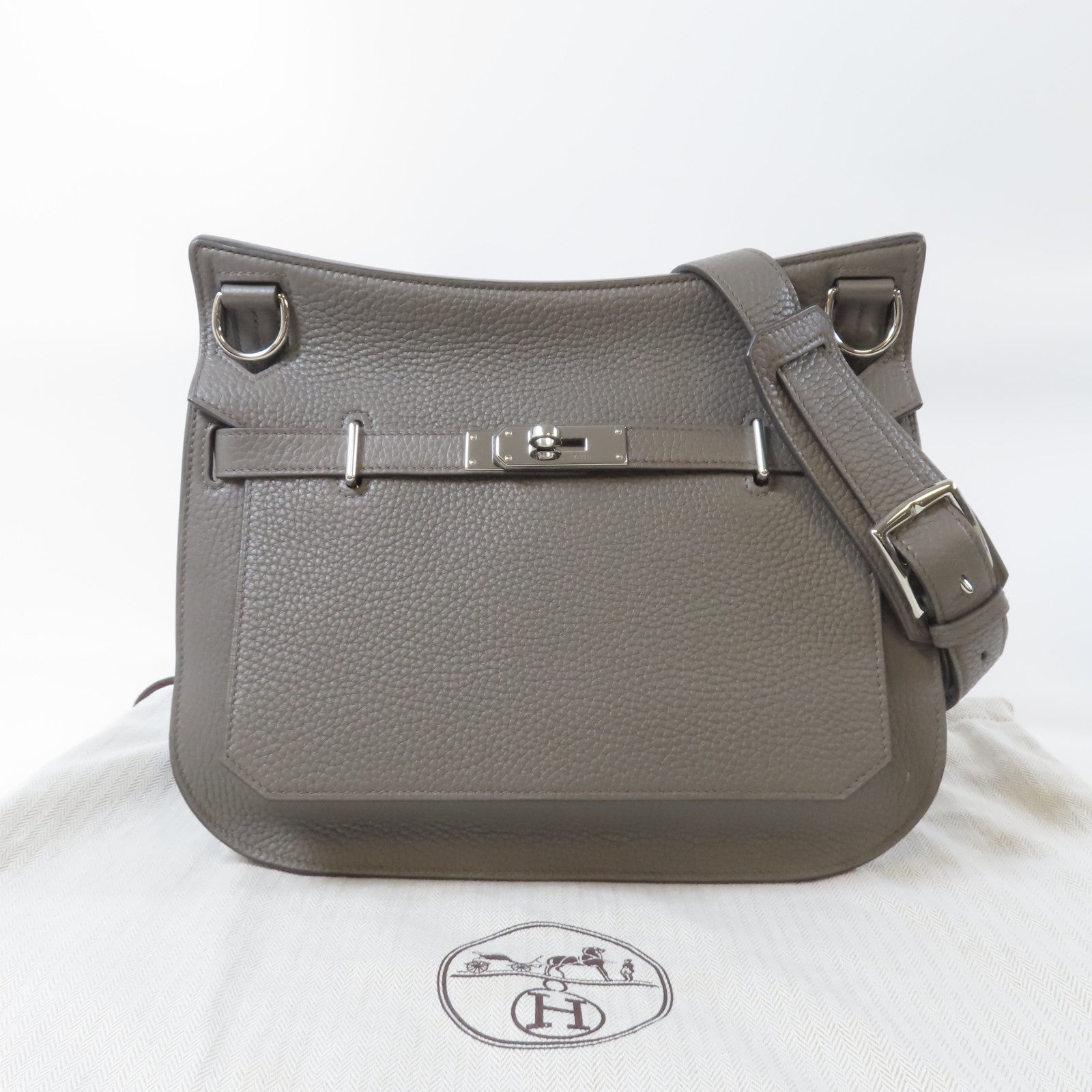 HERMES Clemence皮革Jypsiere 28銀扣肩背袋Etain錫灰色