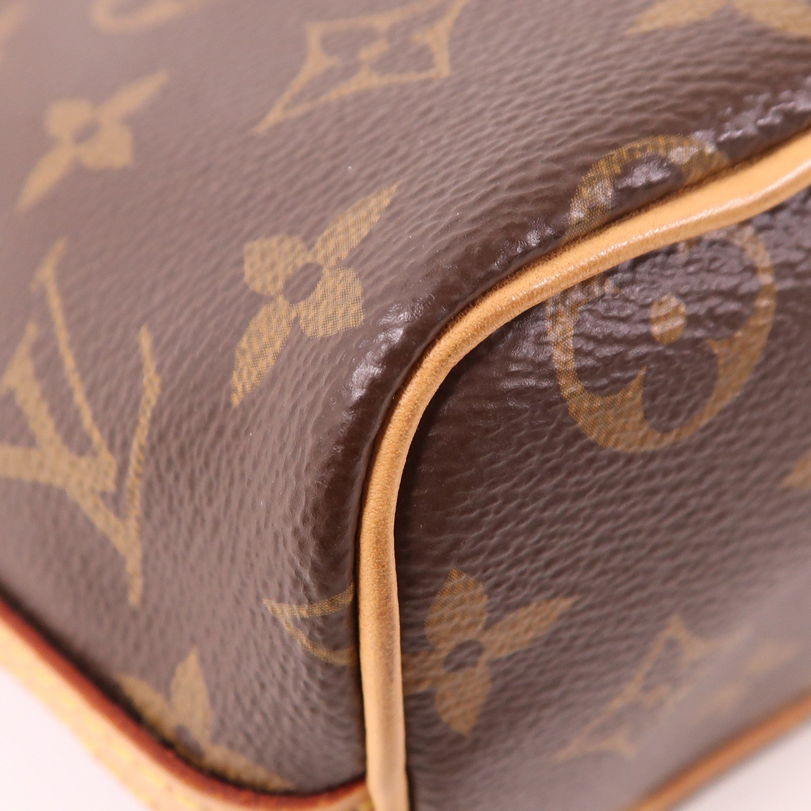 LOUIS VUITTON Monogram Nano Noe金扣肩背袋