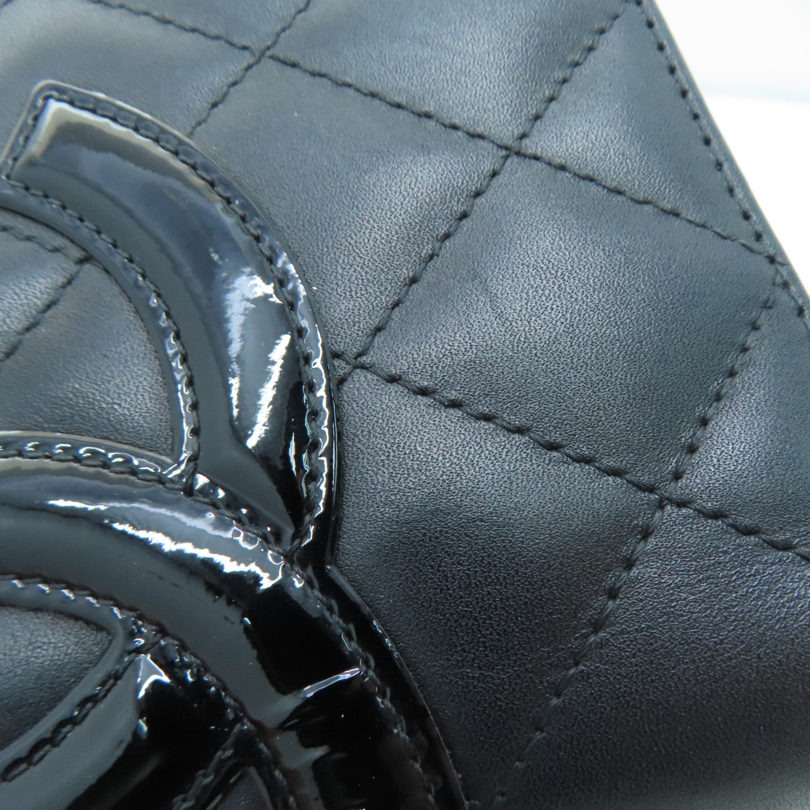 CHANEL 菱格牛皮皮革Combon Wallet钱包黑色