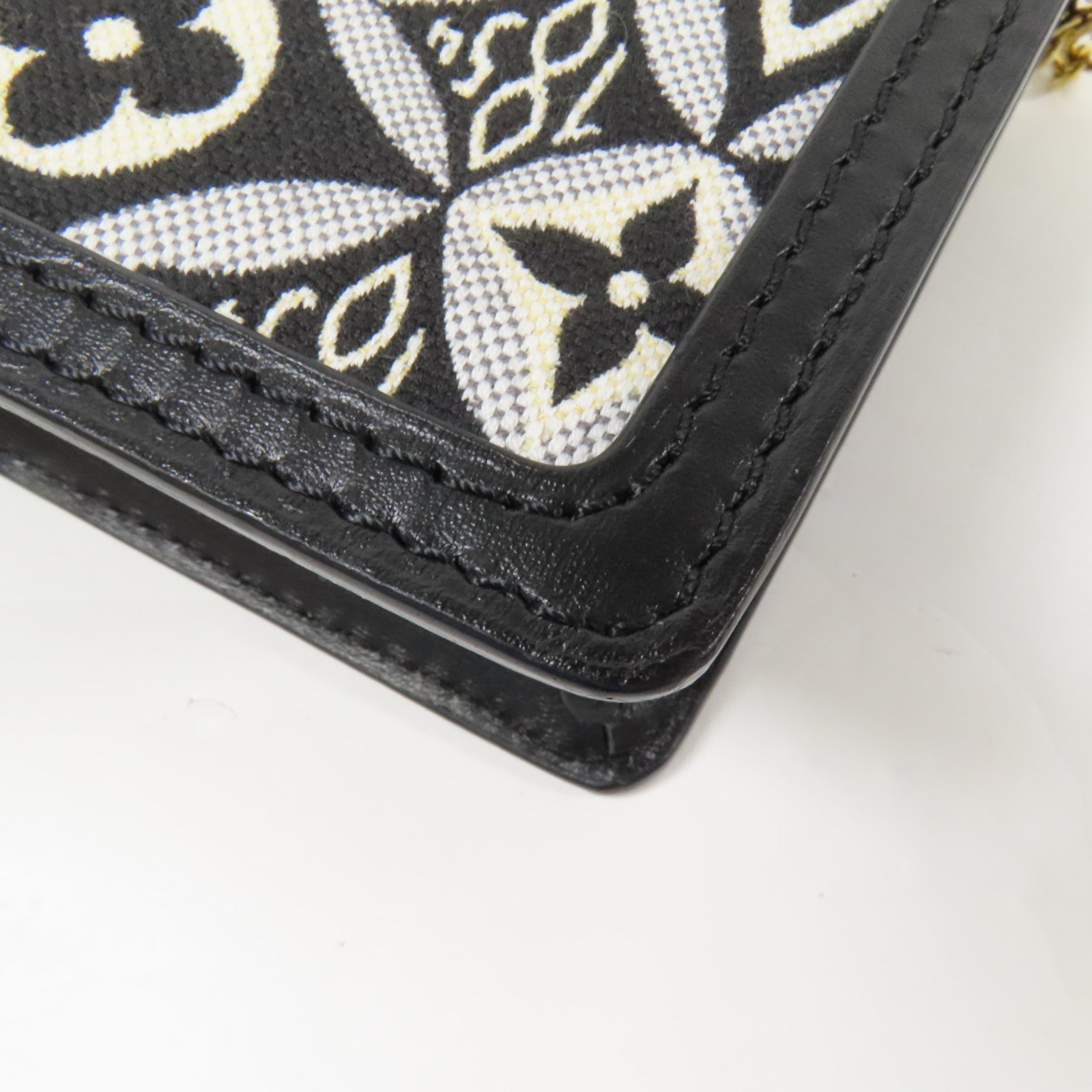 LOUIS VUITTON Monogram Jacquard Since 1854 Dauphine Chain Wallet金扣鏈帶肩背袋