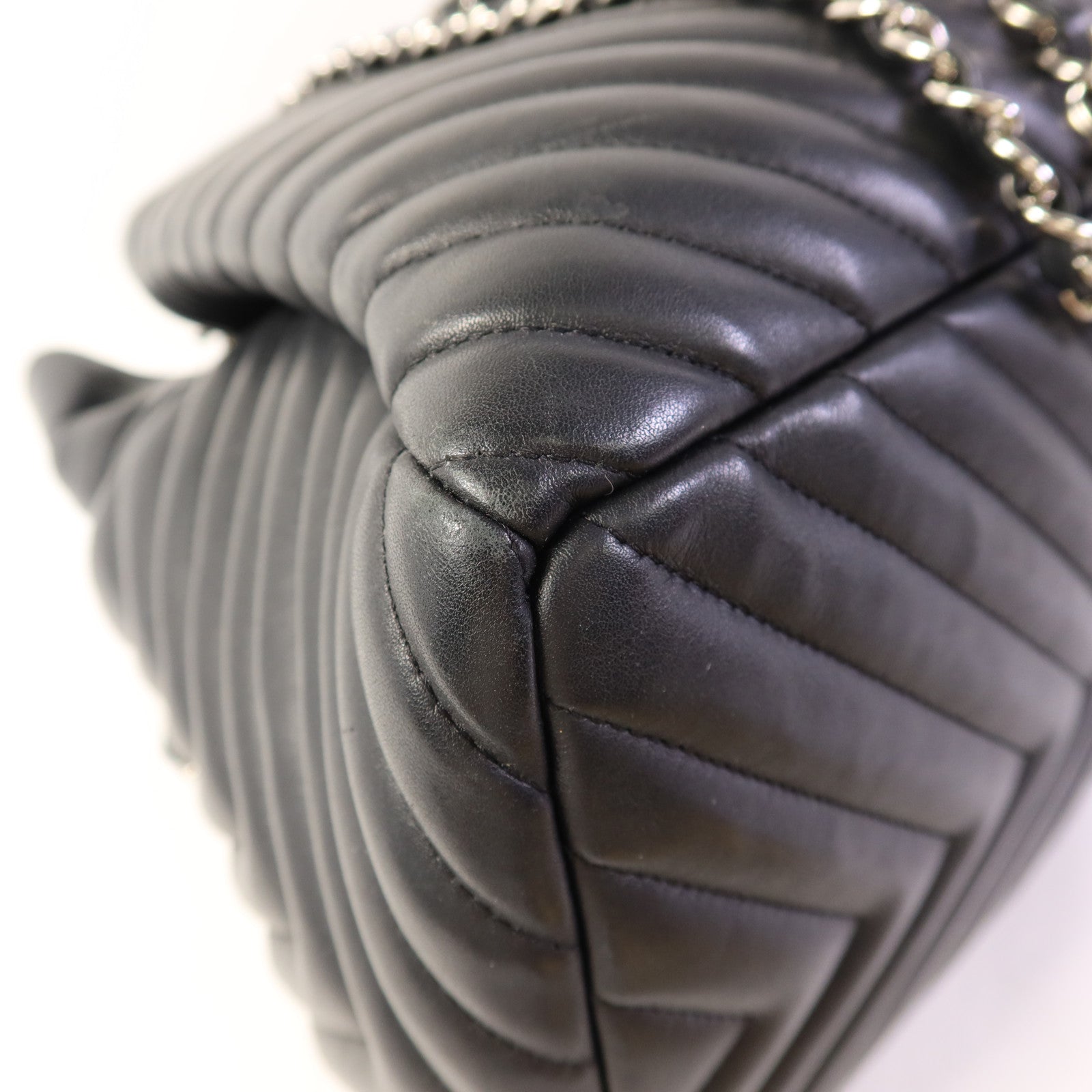 CHANEL 羊皮皮革Shoulder Bag銀扣肩背袋