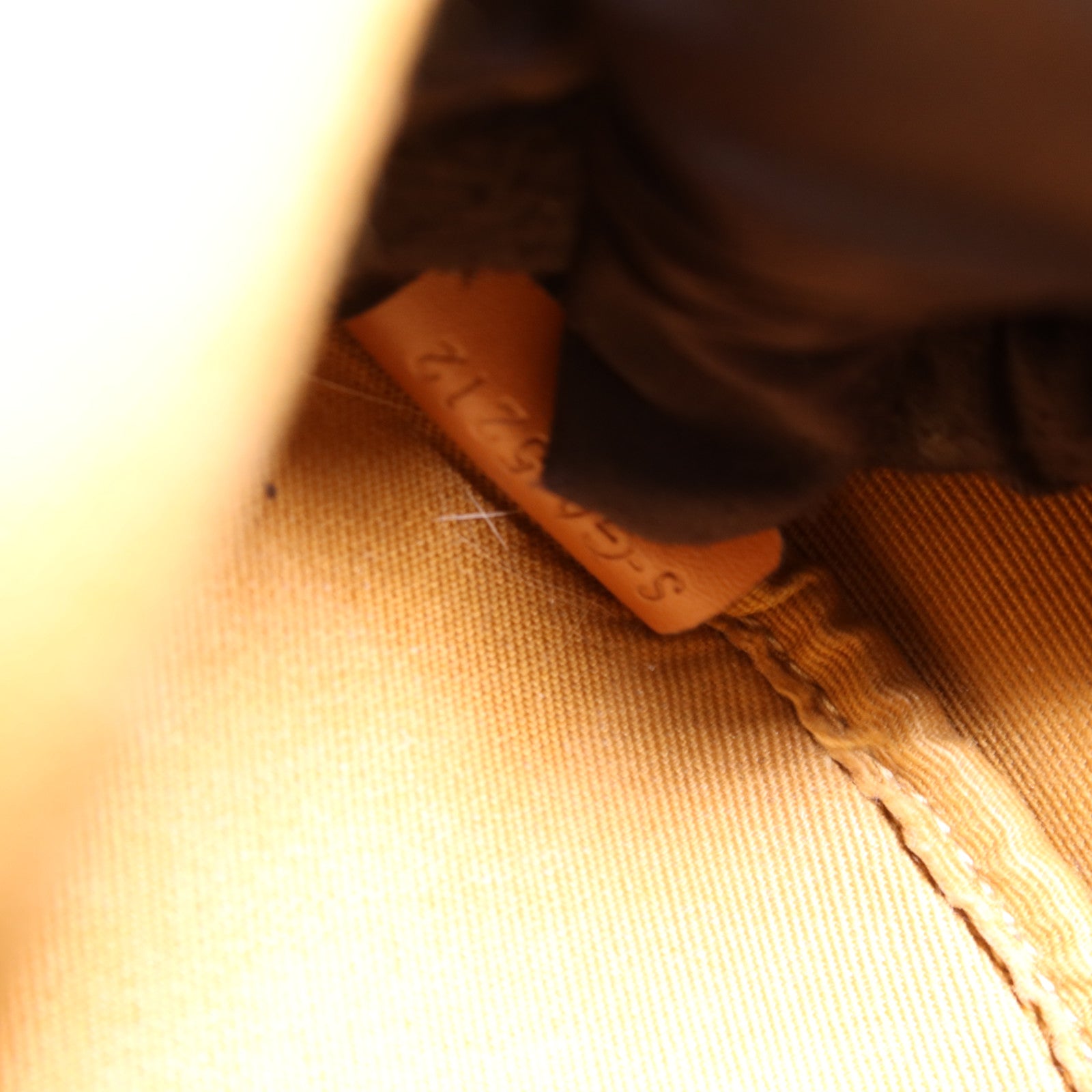 CELINE 塗層帆布Triomphe Drawstring Small Bucket金扣肩背袋