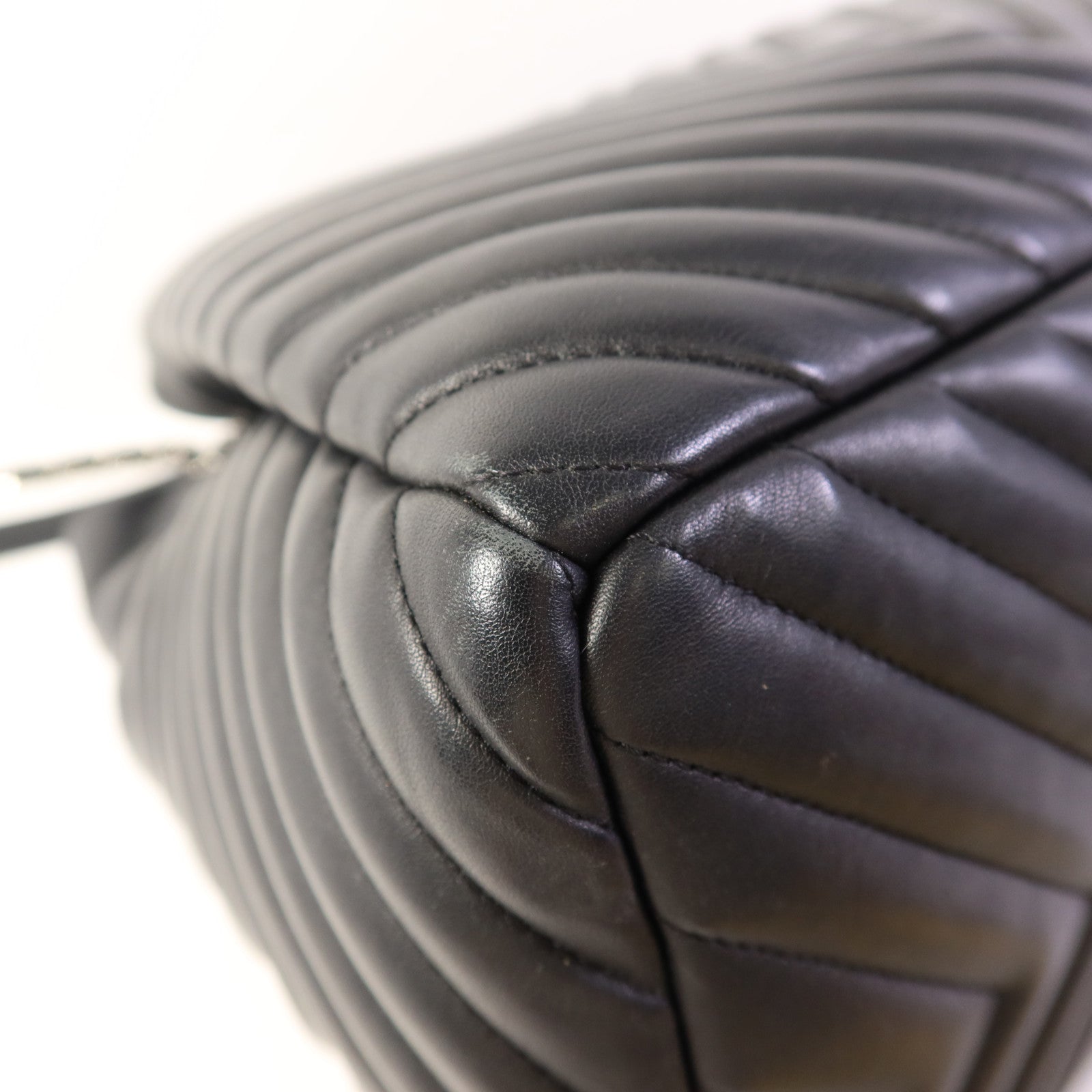 CHANEL 羊皮皮革Shoulder Bag銀扣肩背袋