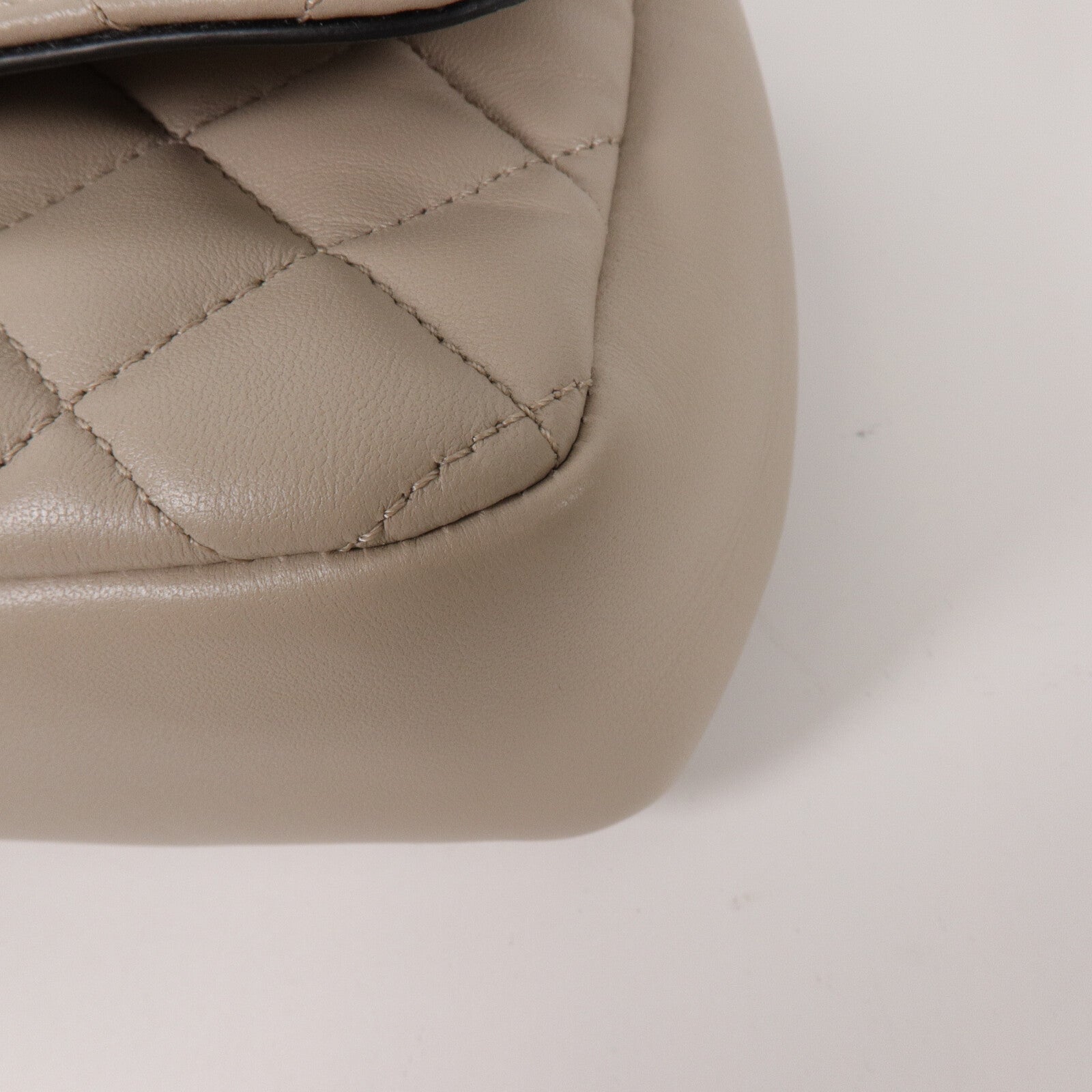 VERSACE 牛皮皮革La Medusa Chain Shoulder Bag鏈帶肩背袋