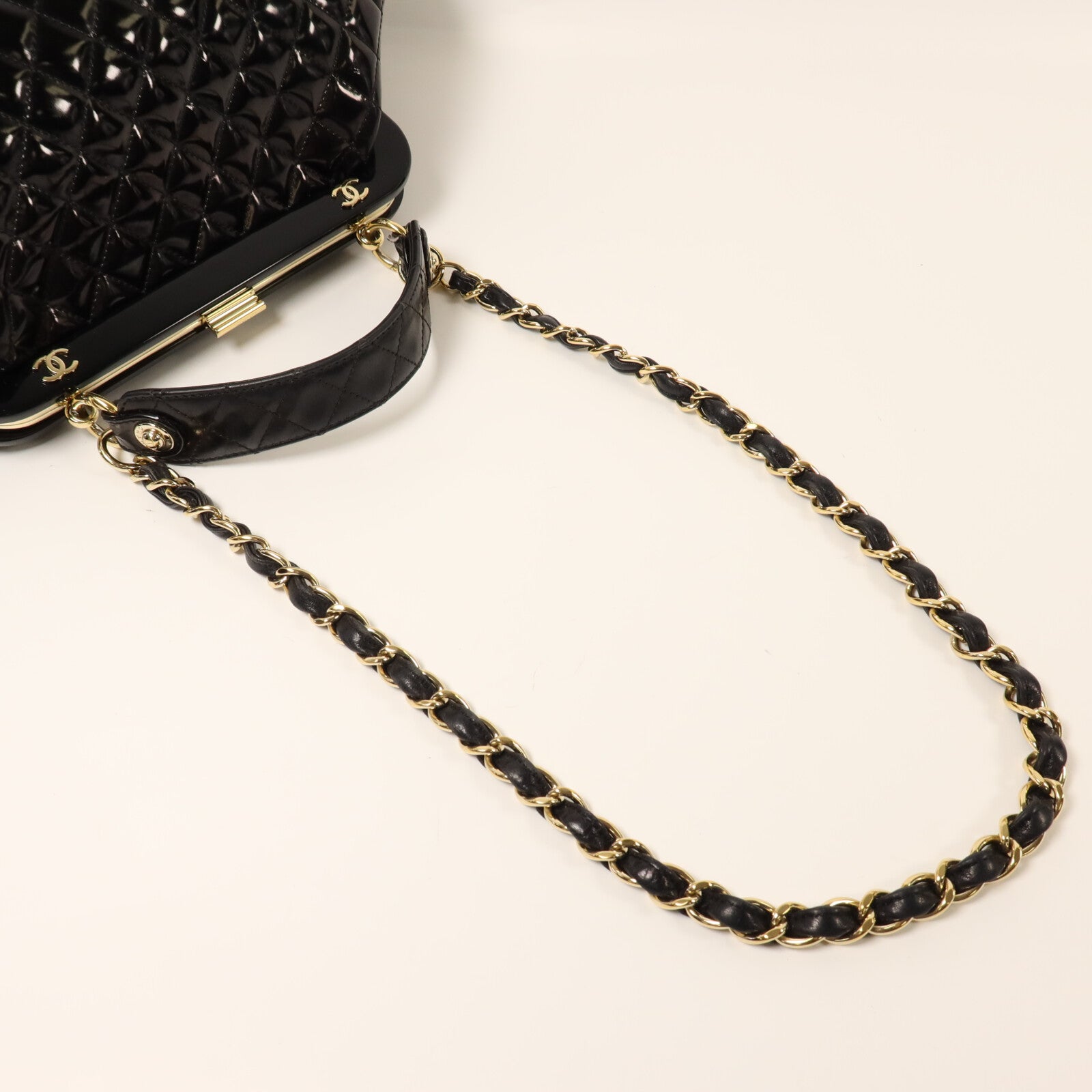 CHANEL 【激減優惠】漆皮皮革2 way Shoulder金扣手挽肩背兩用袋 	 鏈帶