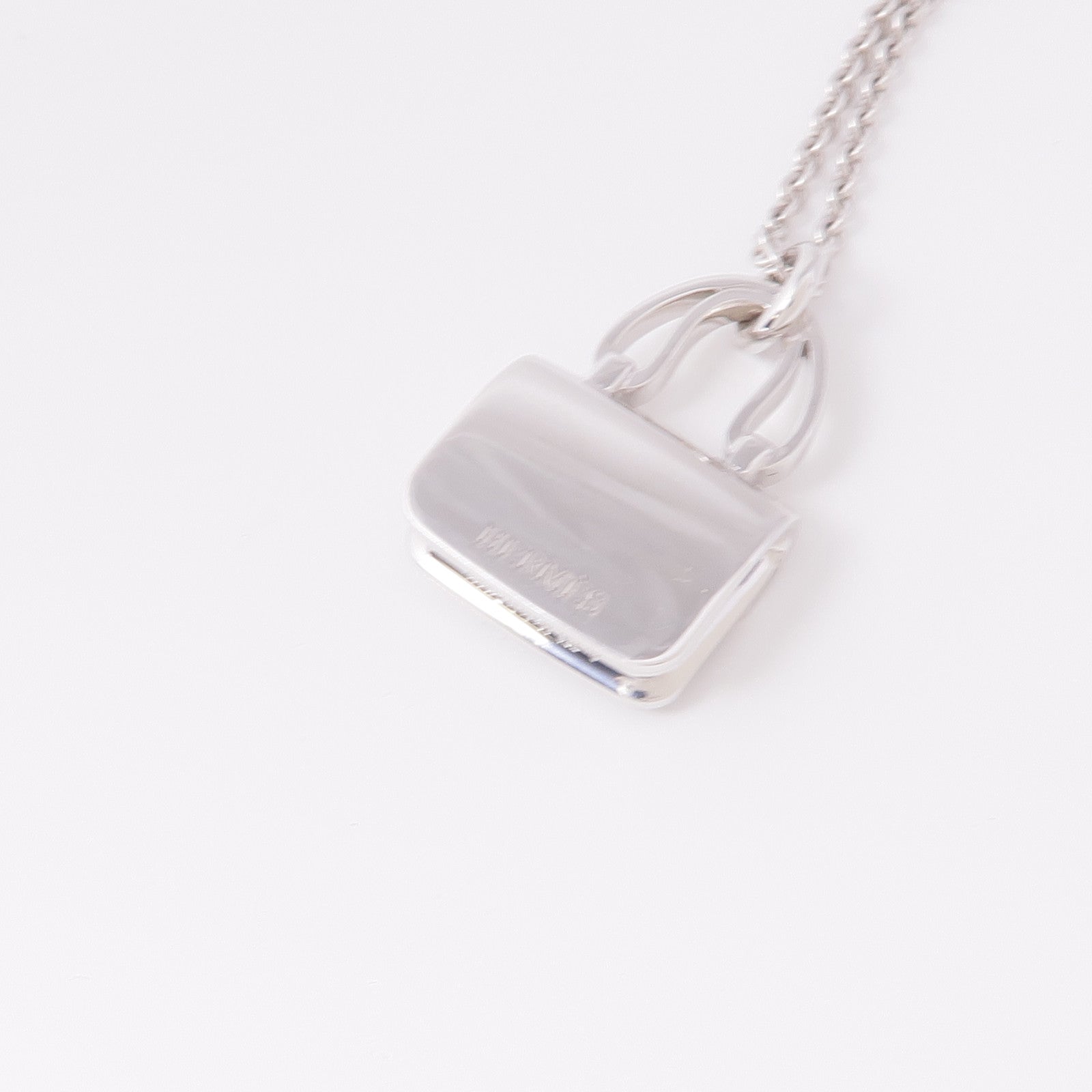 HERMES 【激減優惠】18K白金Amulettes Constance Pendant鑽石項鍊