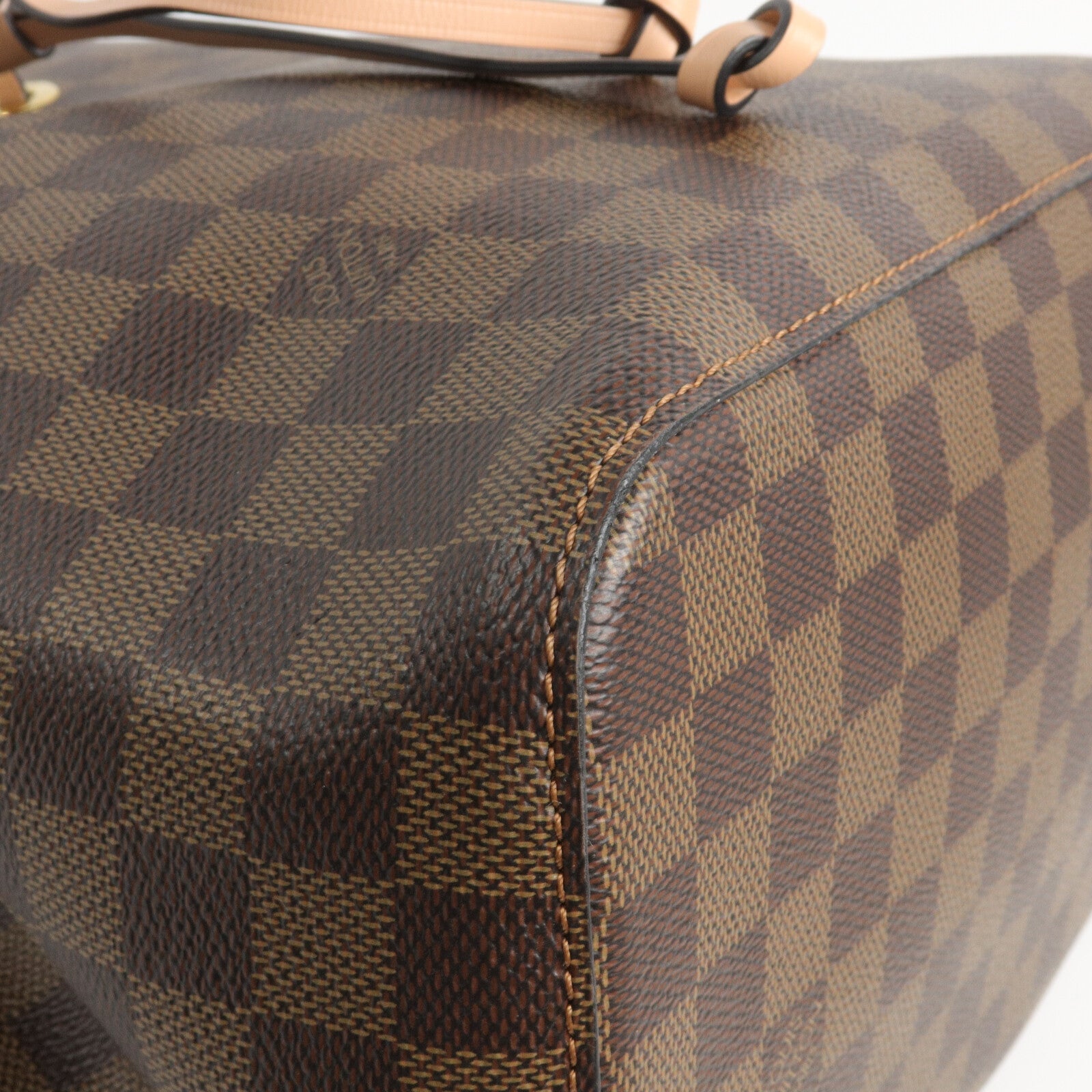 LOUIS VUITTON Damier NeoNoe肩背袋