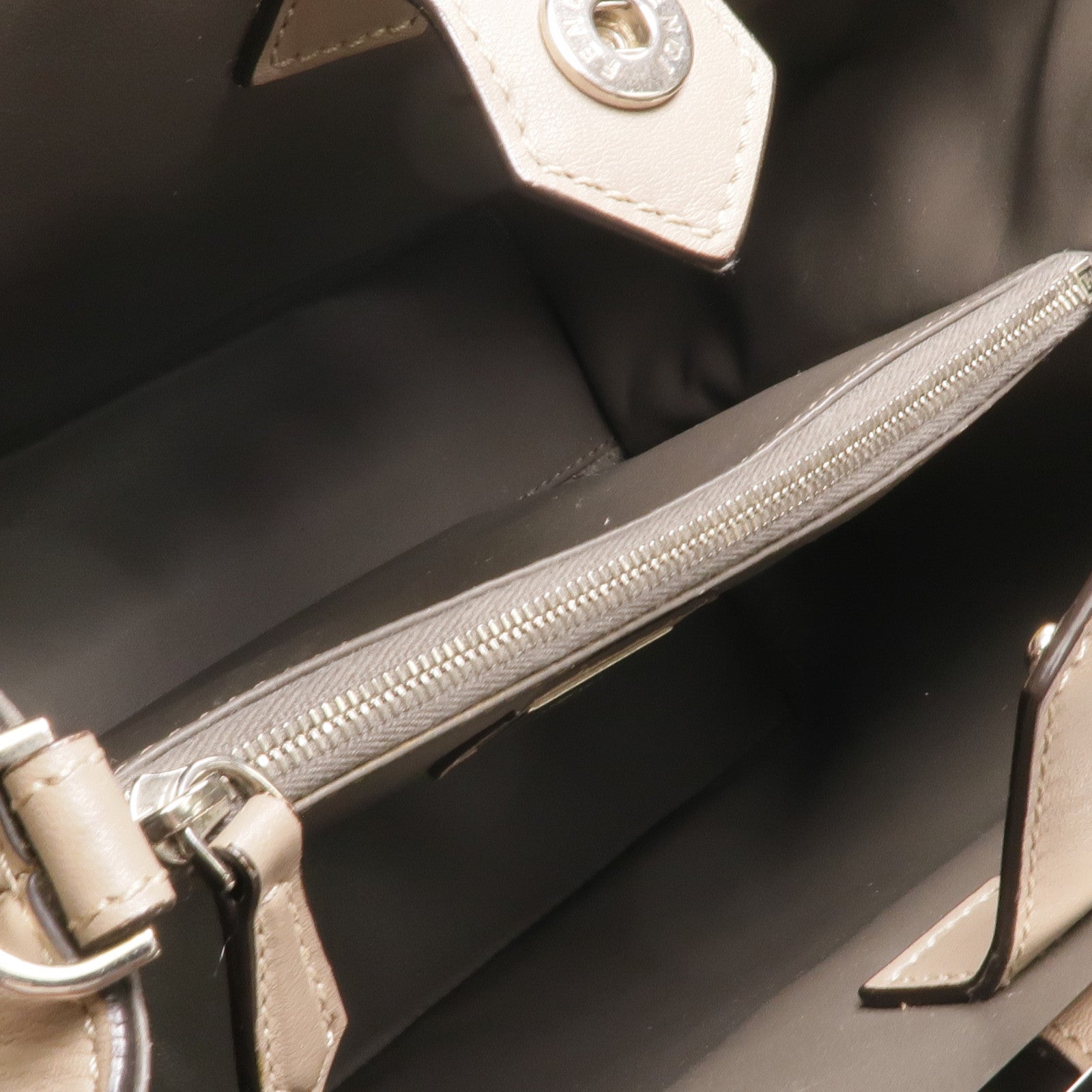 FENDI 牛皮皮革2 Jours Bag Small銀扣手挽肩背兩用袋