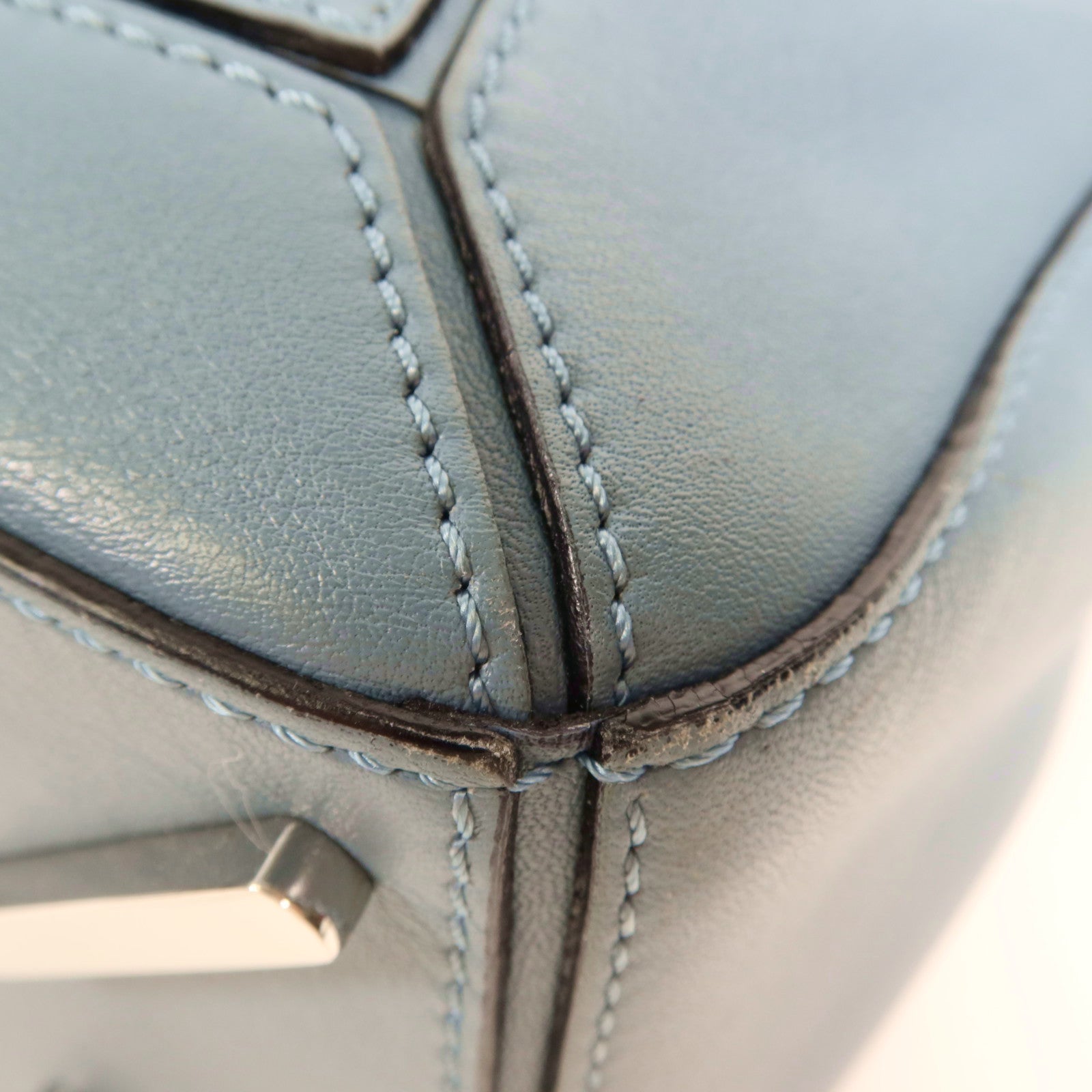 LOEWE 牛皮皮革Puzzle Small銀扣手挽肩背兩用袋