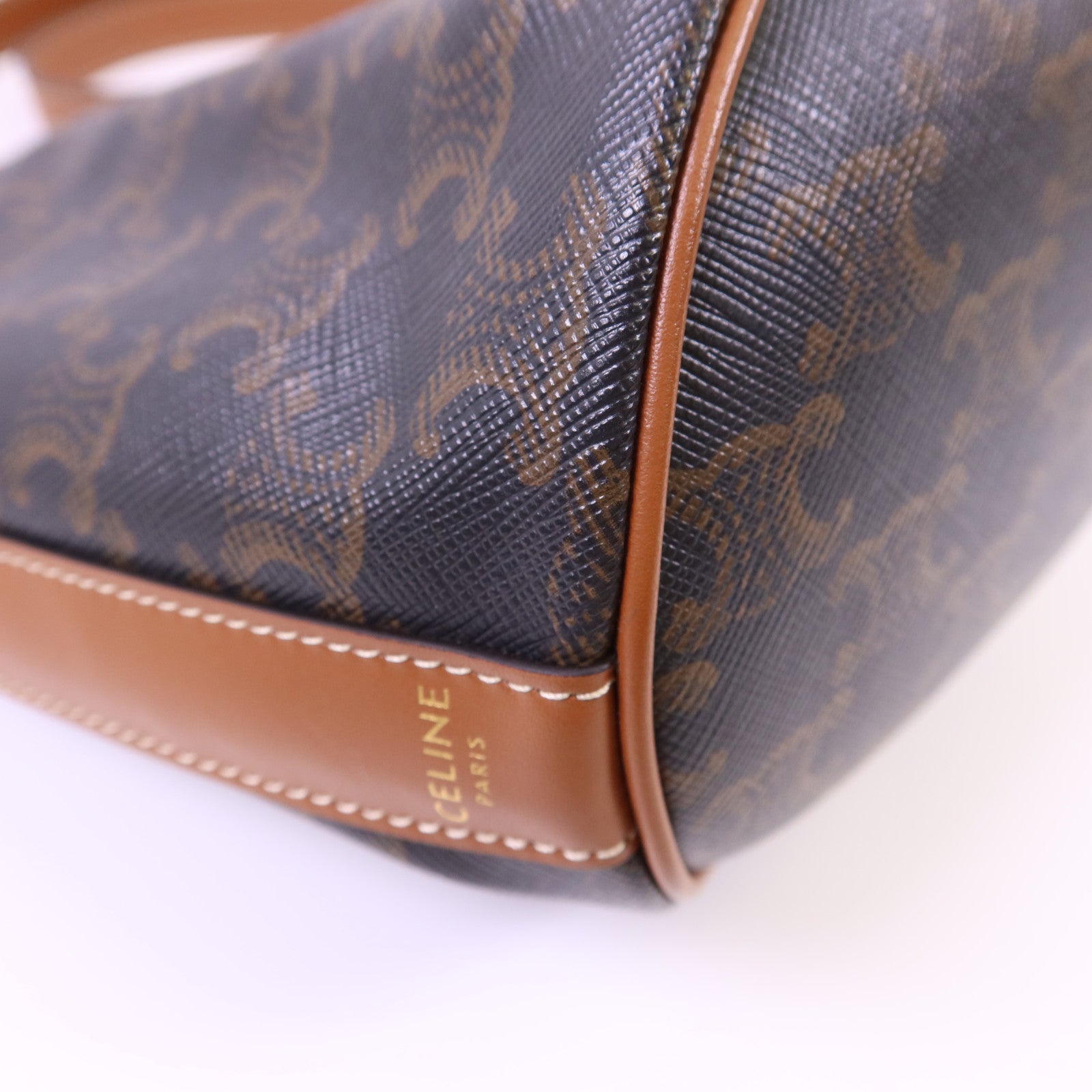 CELINE 塗層帆布Triomphe Drawstring Small Bucket金扣肩背袋