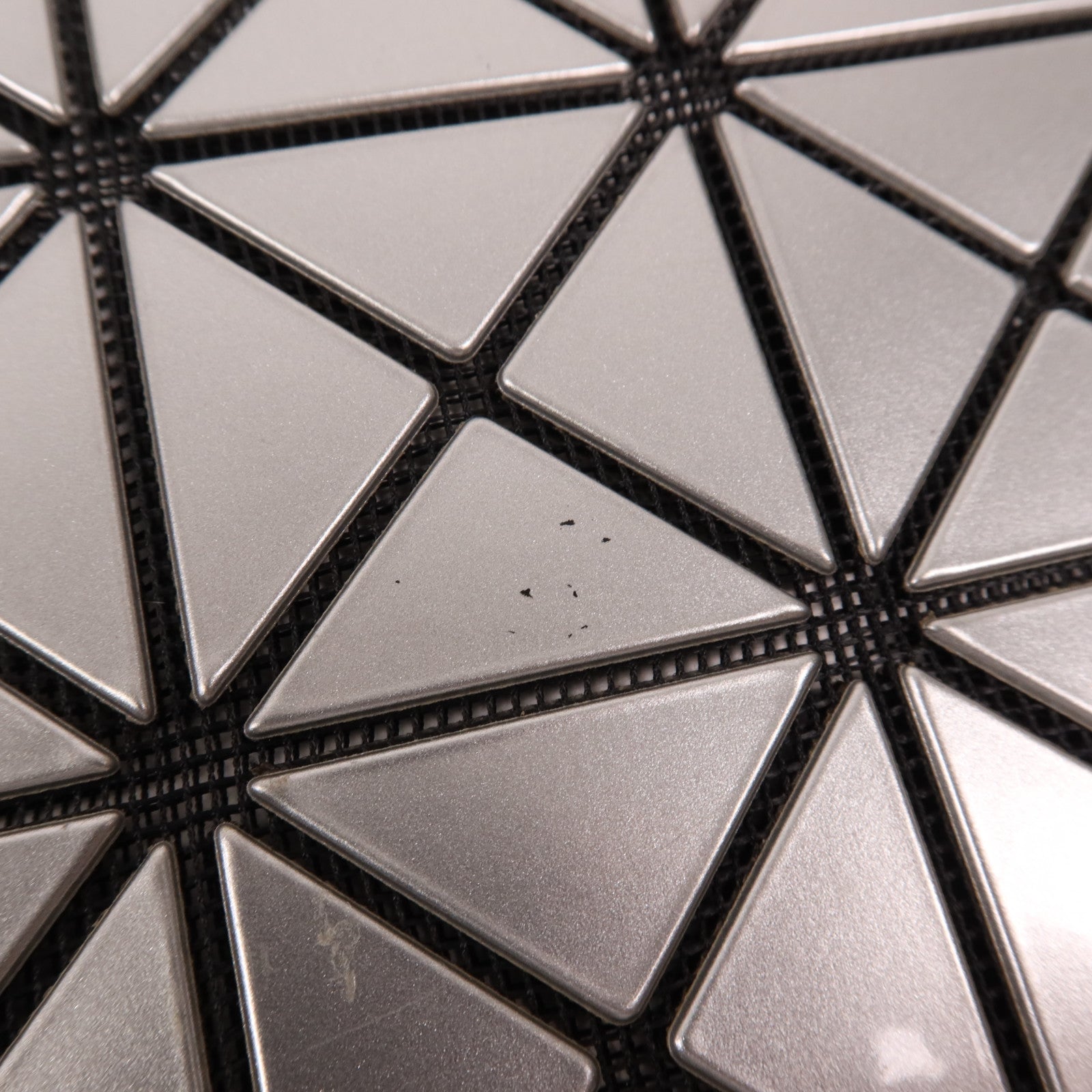 BAO BAO ISSEYMIYAKE PVC Shoulder Bag銀扣肩背袋