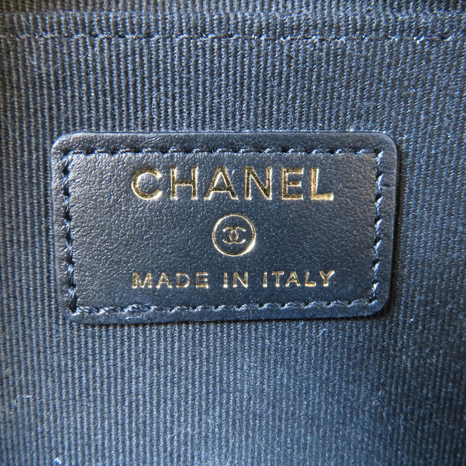CHANEL 菱格Caviar皮革Boy Wallet On Chain金扣鏈帶肩背袋黑色