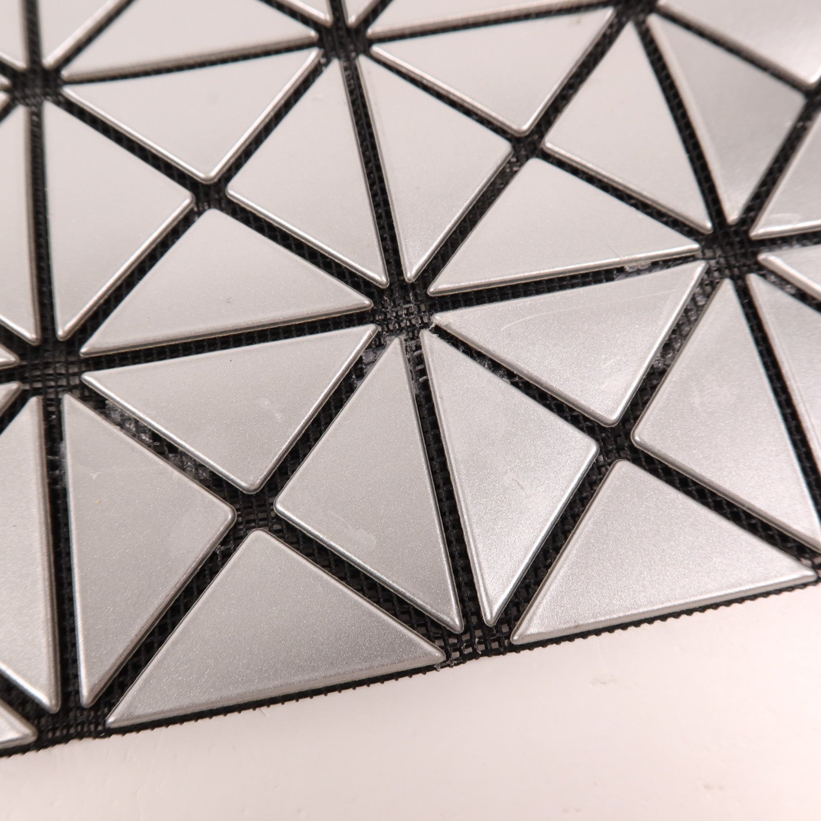 BAO BAO ISSEYMIYAKE PVC Shoulder Bag銀扣肩背袋