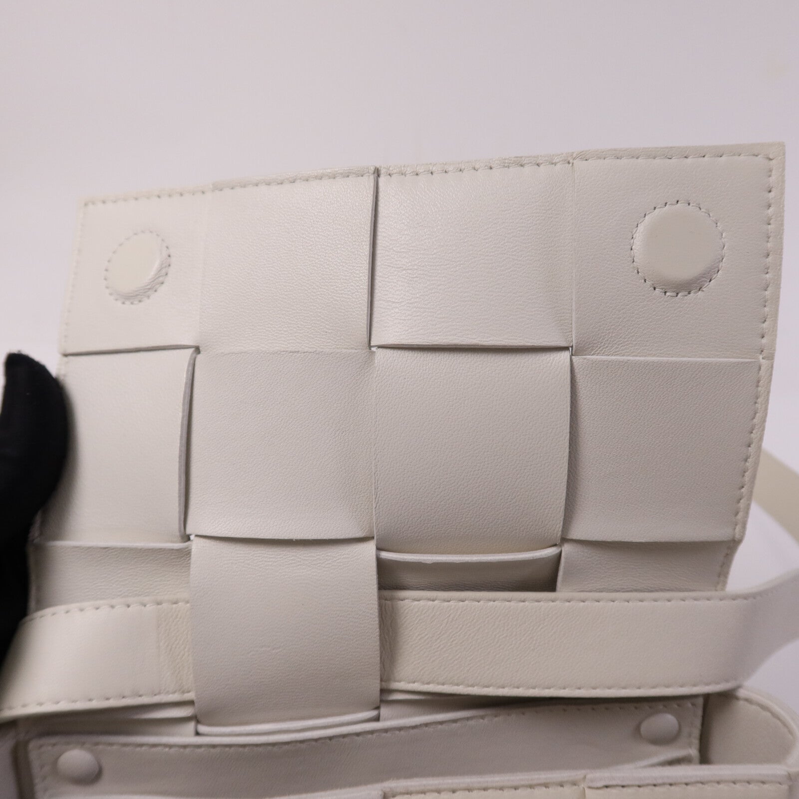 BOTTEGA VENETA 【激減優惠】牛皮皮革Cassette Bag肩背袋