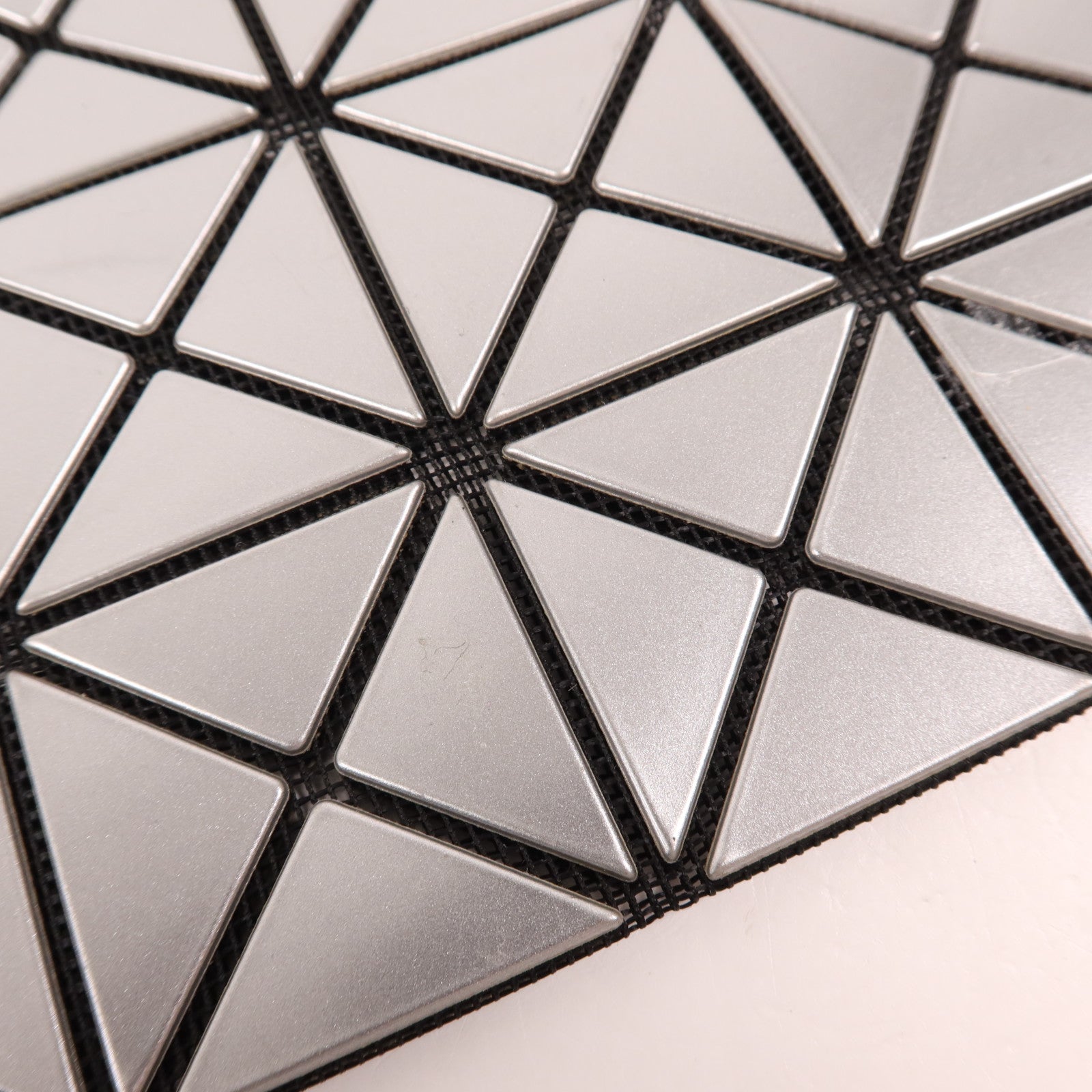 BAO BAO ISSEYMIYAKE PVC Shoulder Bag銀扣肩背袋