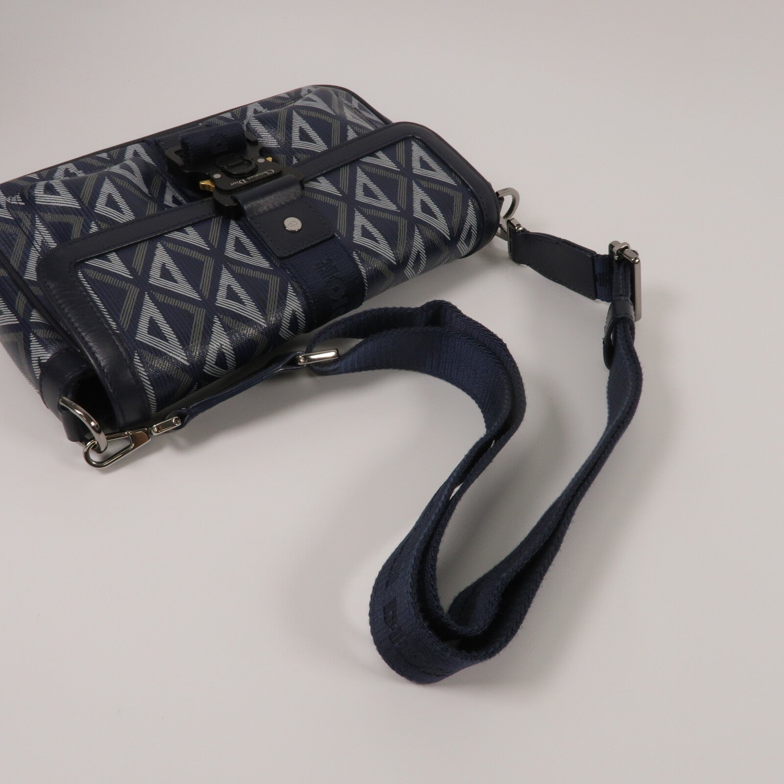 Dior PVC CD Diamond Hit The Road 肩背袋