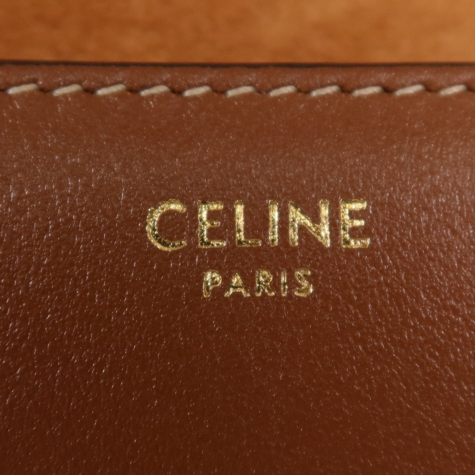 CELINE 牛皮皮革Besace Cuir金扣肩背袋