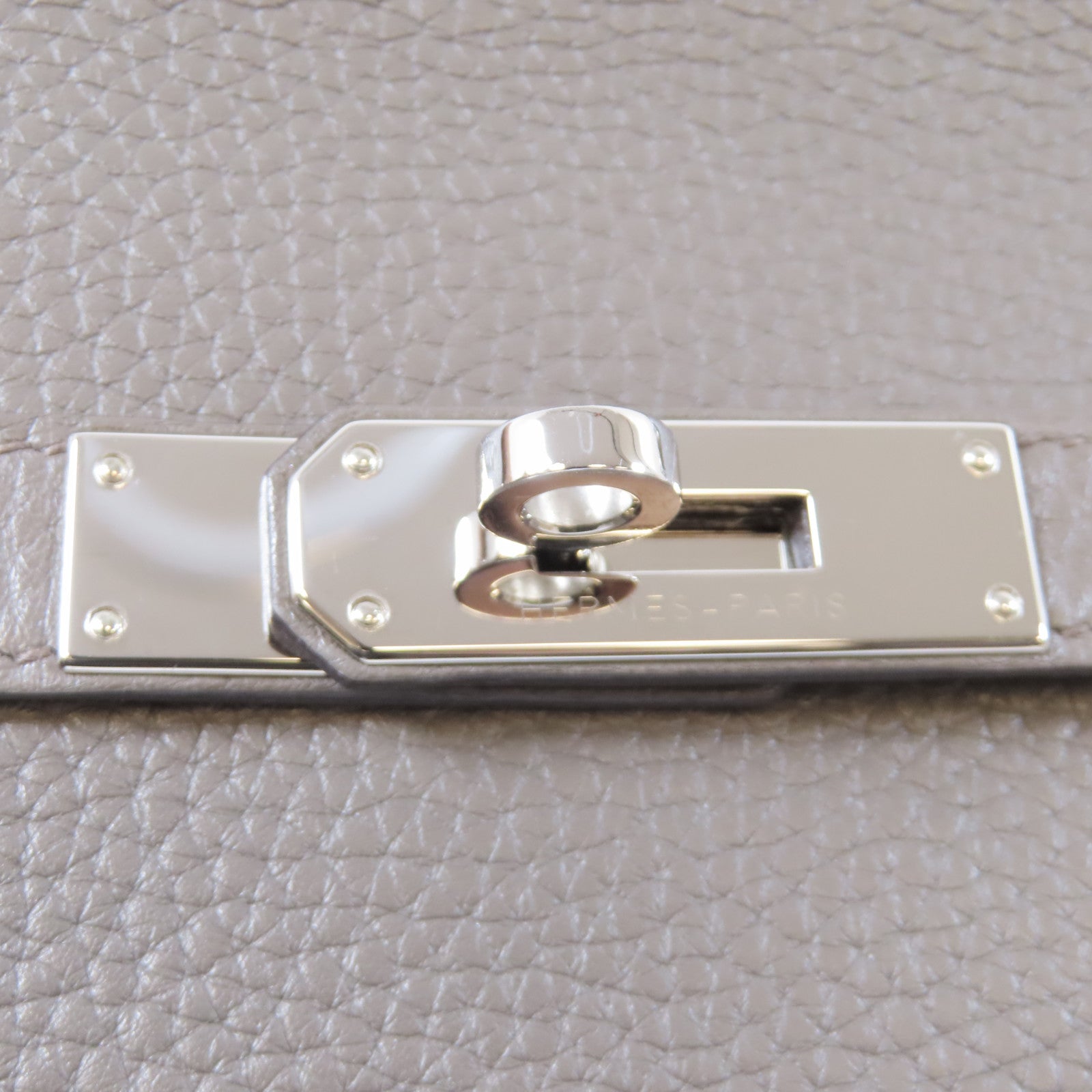 HERMES Clemence皮革Jypsiere 28銀扣肩背袋Etain錫灰色