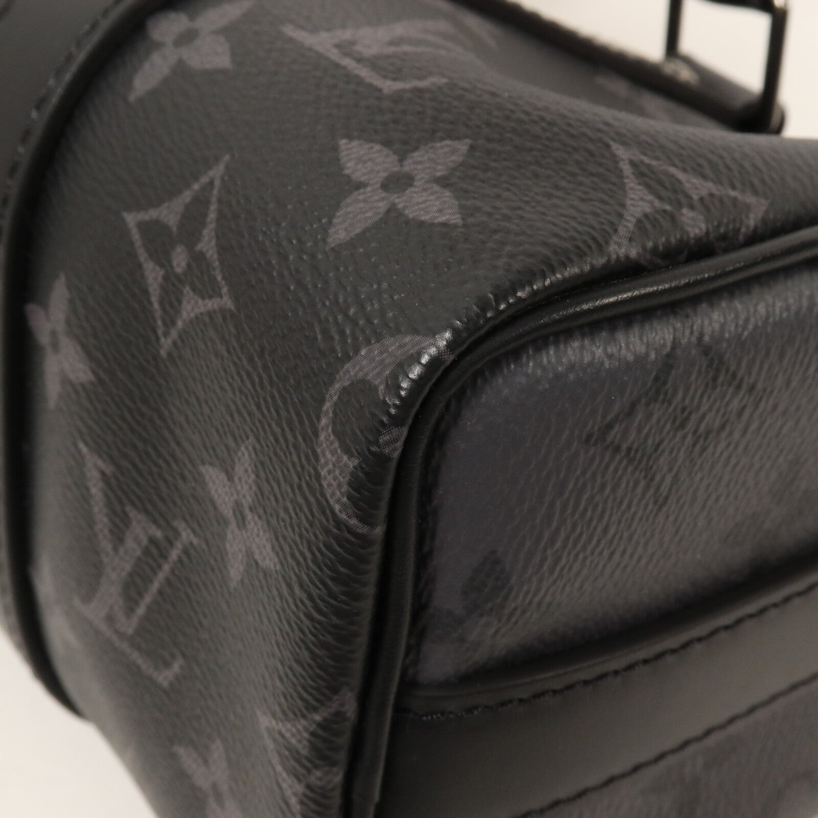 LOUIS VUITTON Monogram Eclipse Keepall Bandouliere 25手挽肩背兩用袋