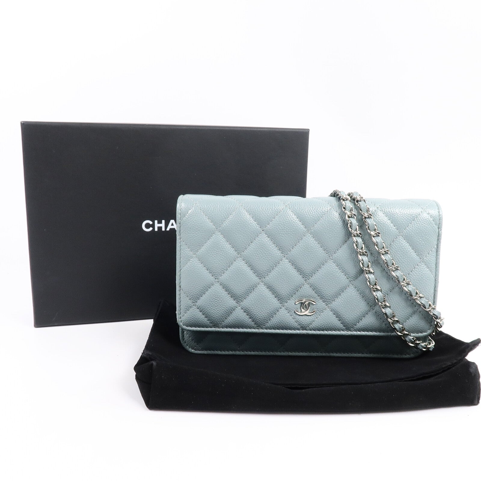 CHANEL 牛皮皮革WOC Wallet On Chain鏈帶肩背袋