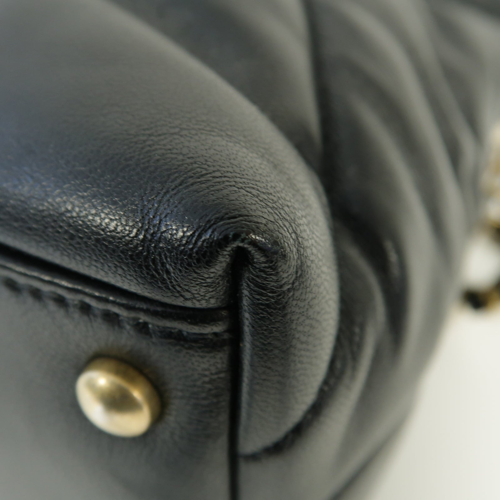 CHANEL **【激減優惠】菱格牛皮皮革Chain Shoulder Bag金扣鏈帶肩背袋黒色