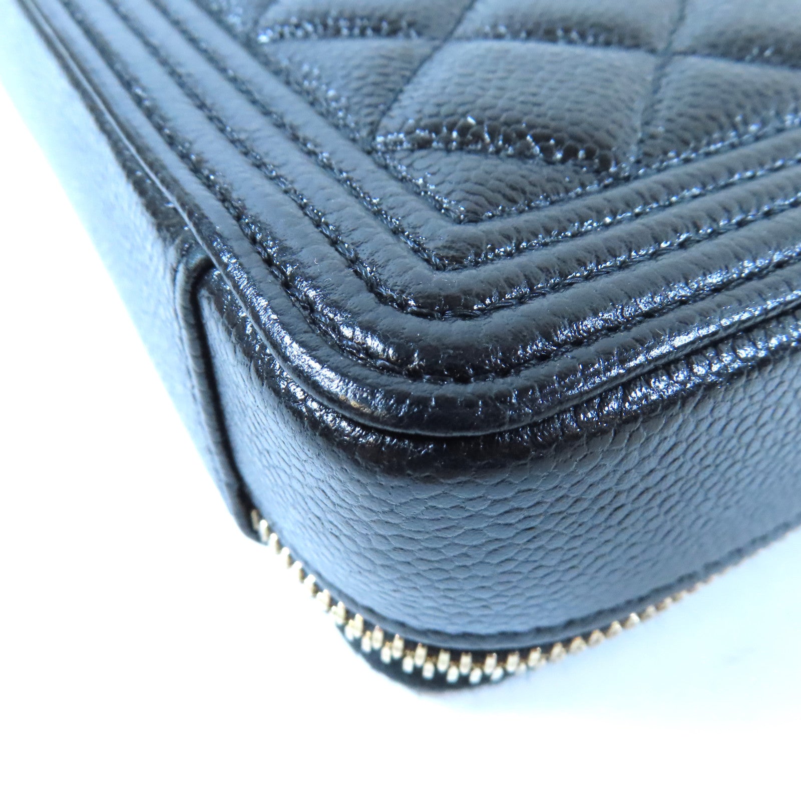 CHANEL 菱格Caviar皮革Boy Wallet On Chain金扣鏈帶肩背袋黑色