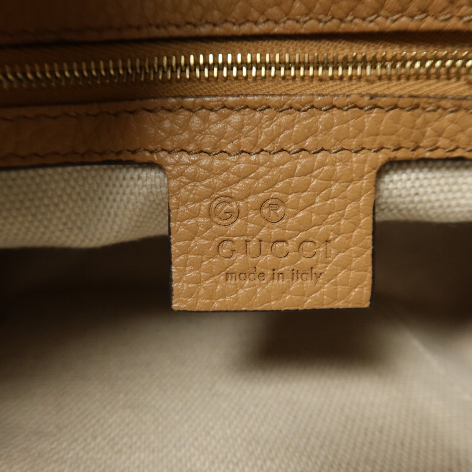 GUCCI 牛皮皮革Soho Shoulder Bag肩背袋