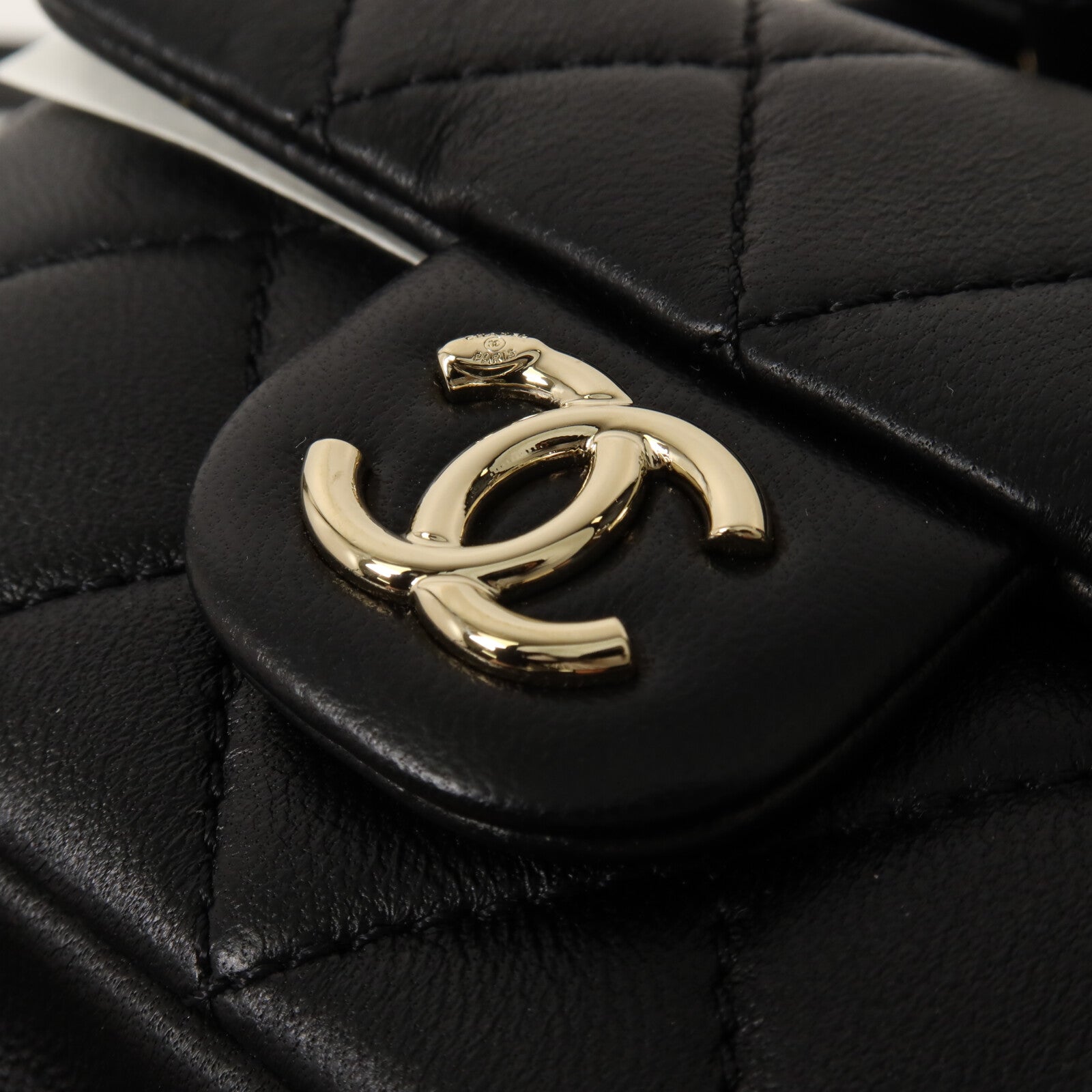CHANEL 羊皮皮革Duma Backpack鏈帶背包