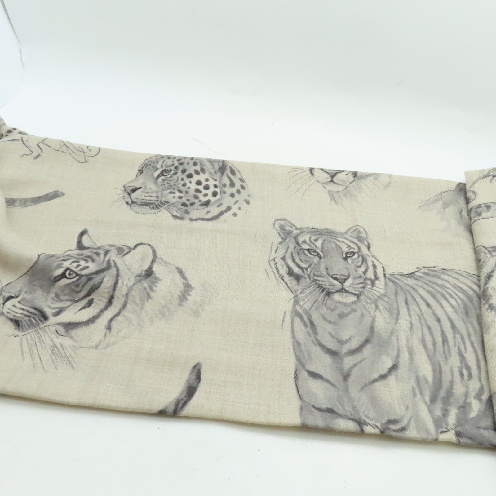 HERMES 羊絨/絲質Scarf圍巾灰色/紅色
