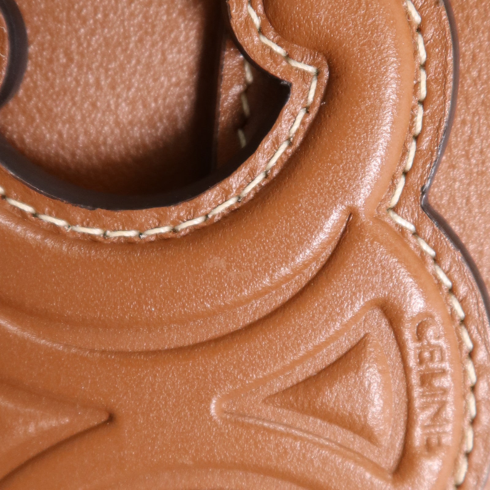 CELINE 牛皮皮革Besace Cuir金扣肩背袋