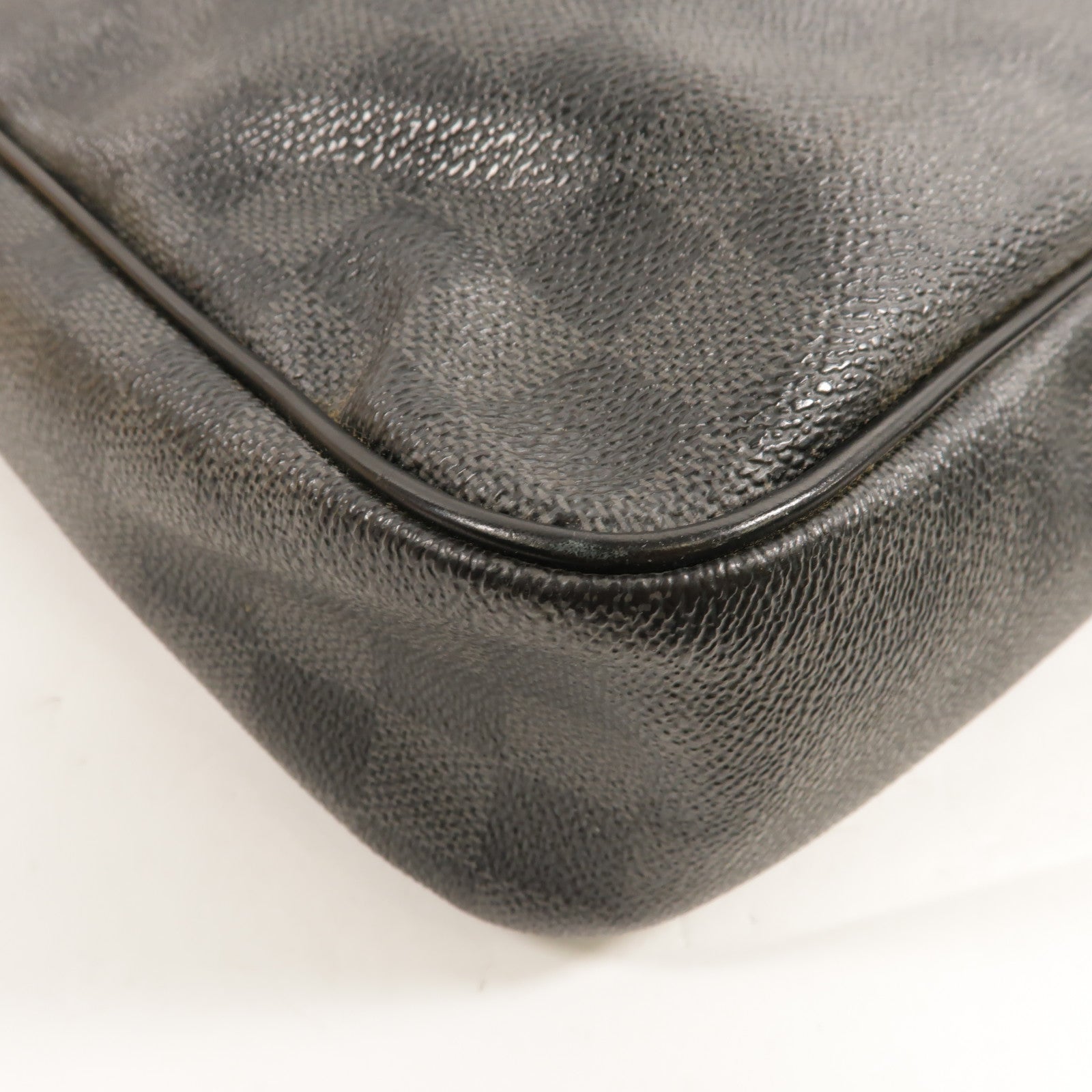 LOUIS VUITTON Damier Graghite Daniel MM銀扣肩背袋