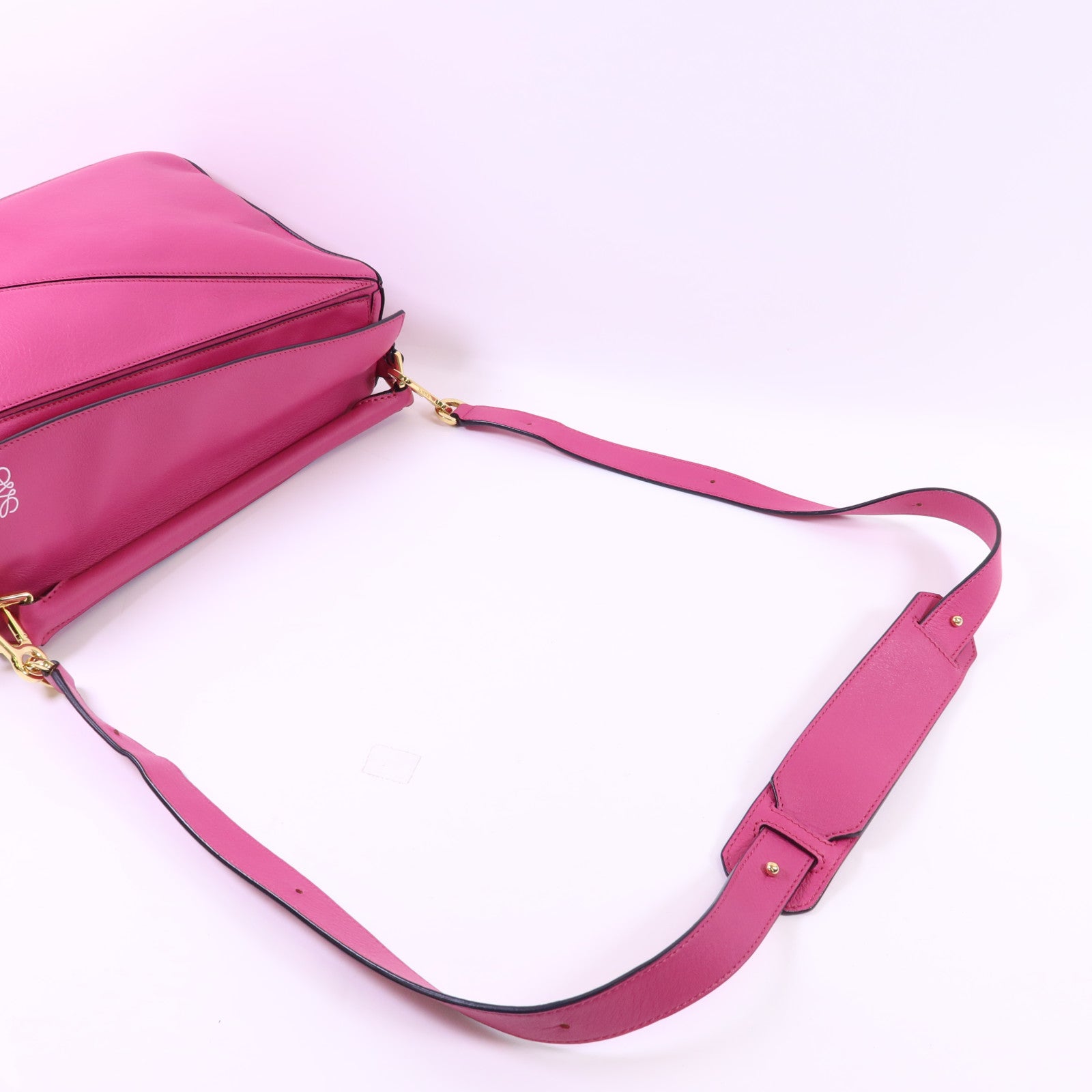 LOEWE 牛皮皮革Puzzle金扣手挽肩背兩用袋