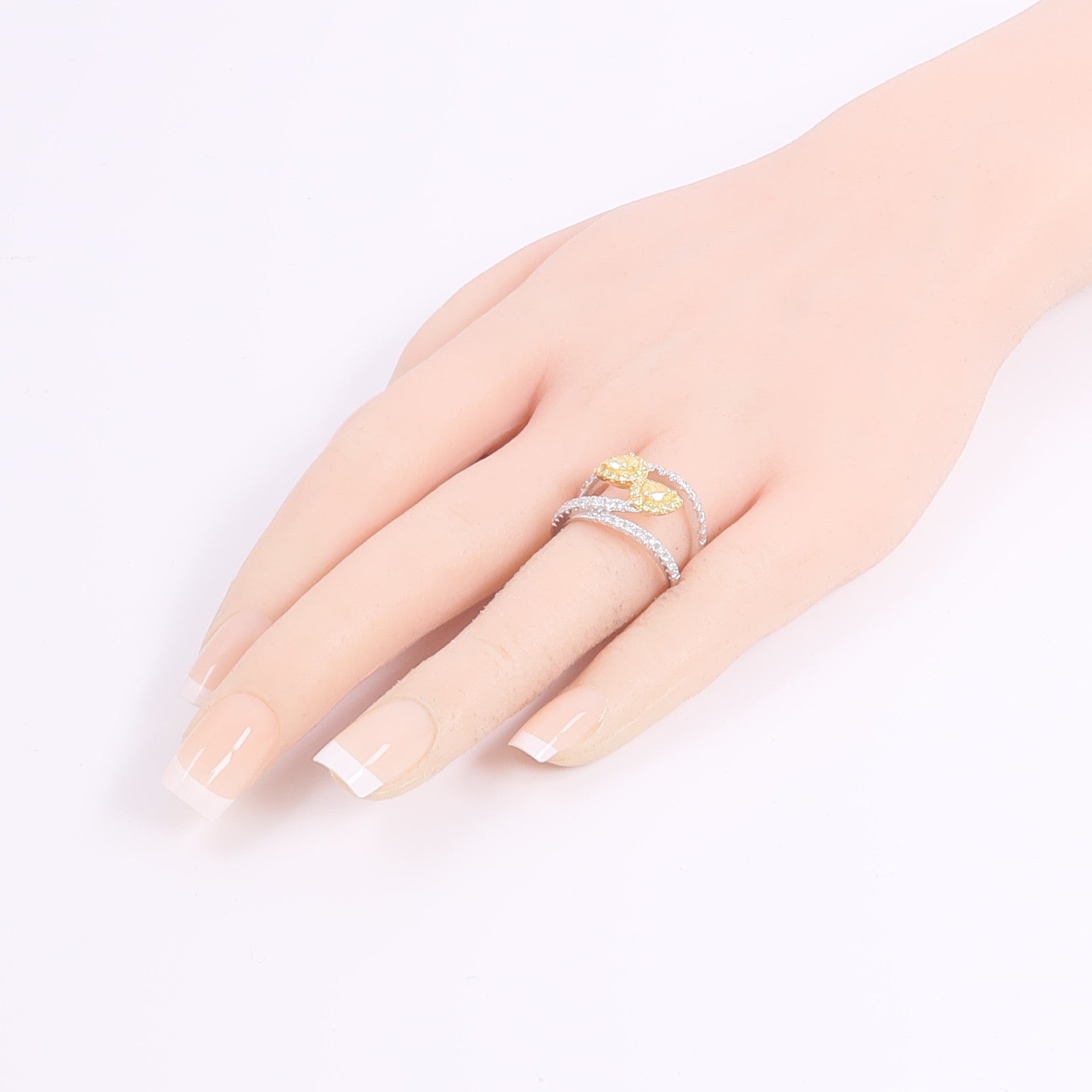 JEWELRY 18K白金/黃金Diamond Ring鑽石戒指