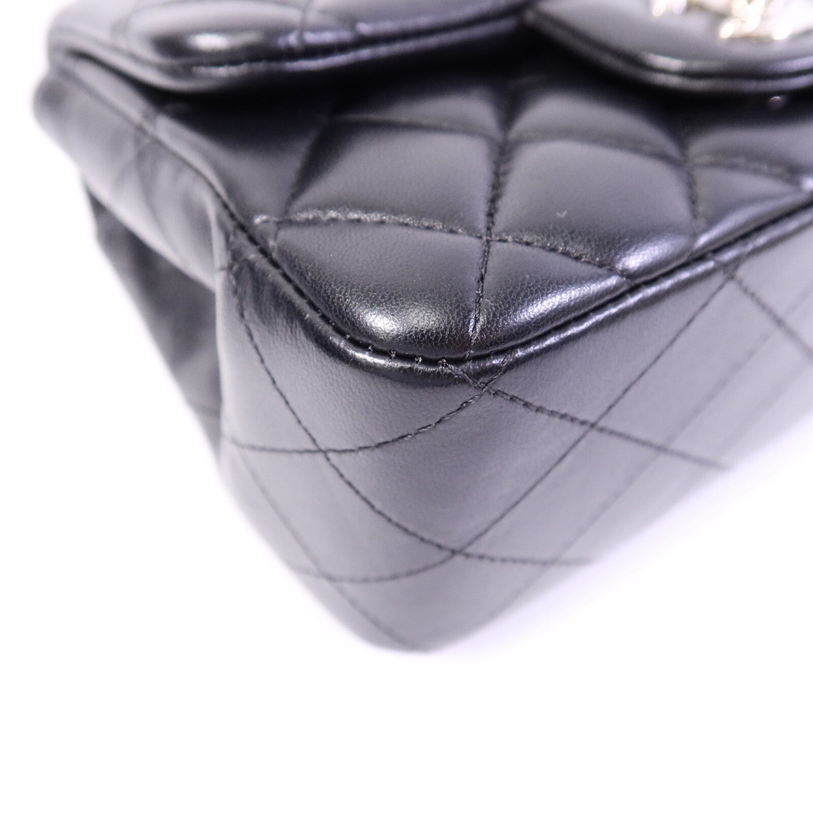 CHANEL 羊皮皮革Mini Classic 17鏈帶肩背袋
